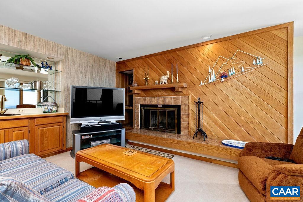 WINTERGREEN RESORT - Residential