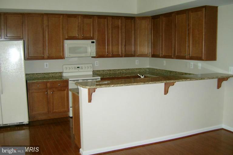 DAHLIA PARK OF WILDEWOOD - Residential Lease