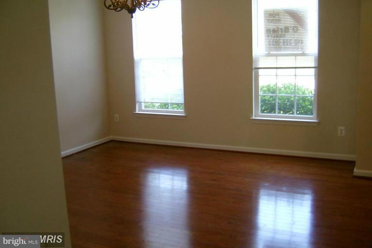 DAHLIA PARK OF WILDEWOOD - Residential Lease