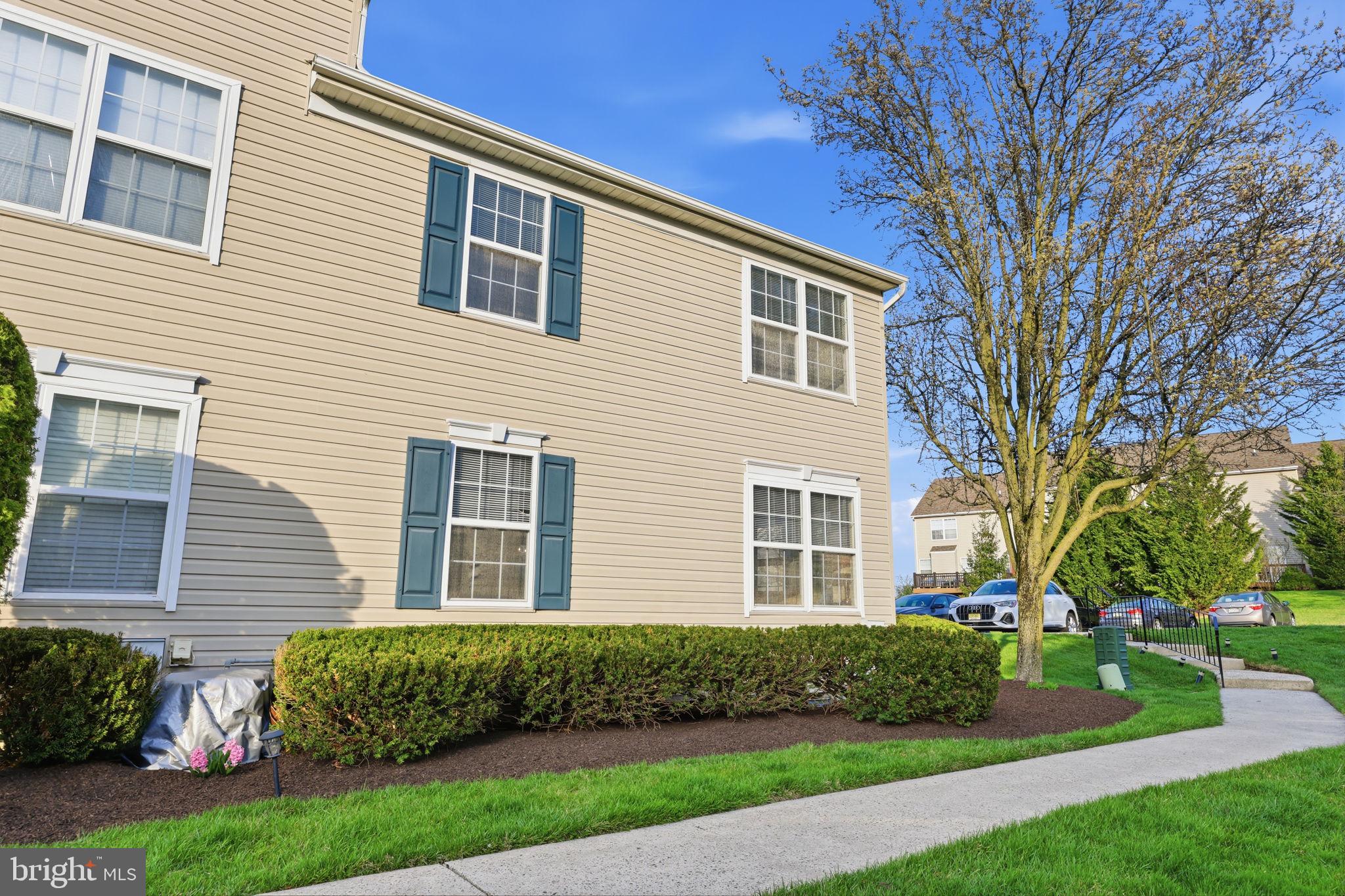 BRADFORD GREENE - Residential