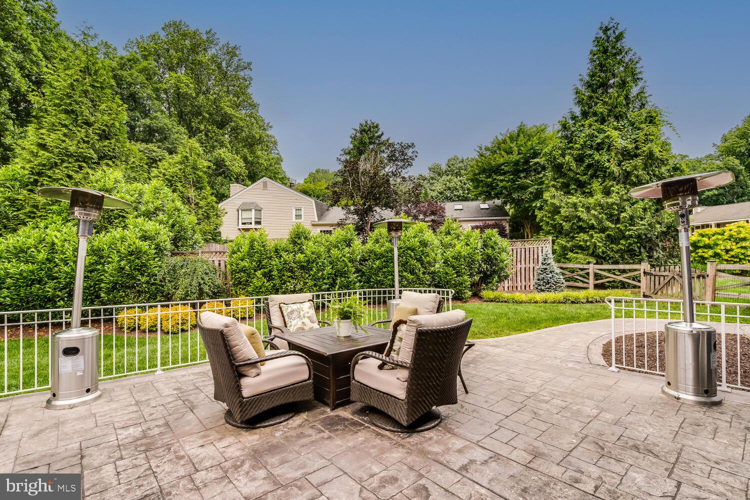 CLARKS CROSSING - Residential