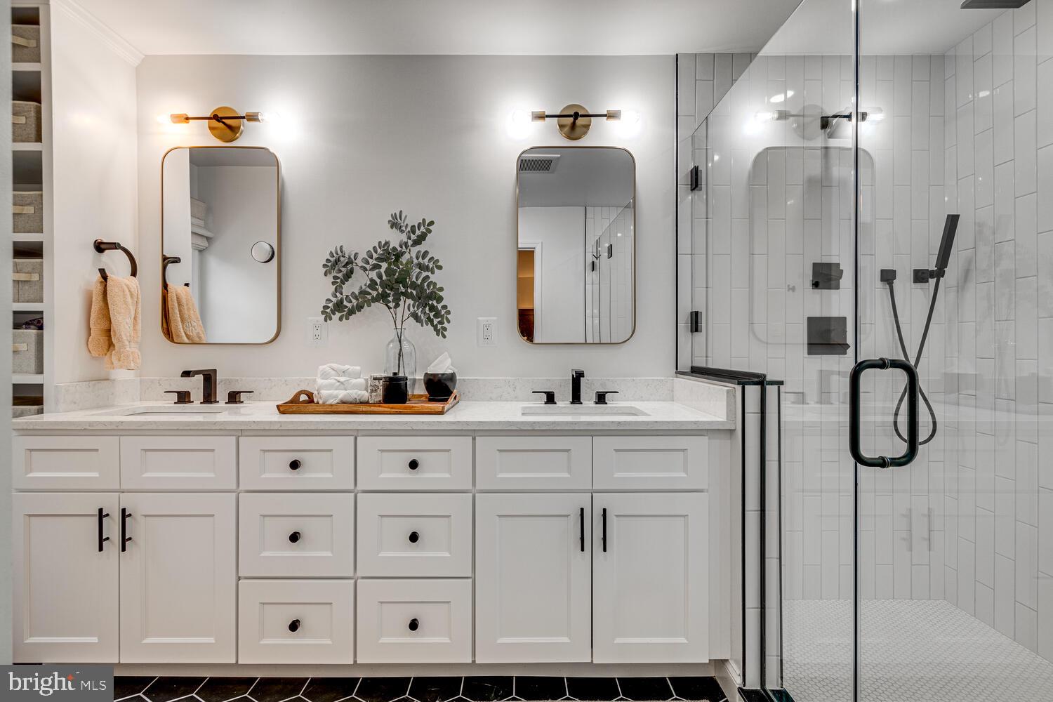 CLARKS CROSSING - Residential