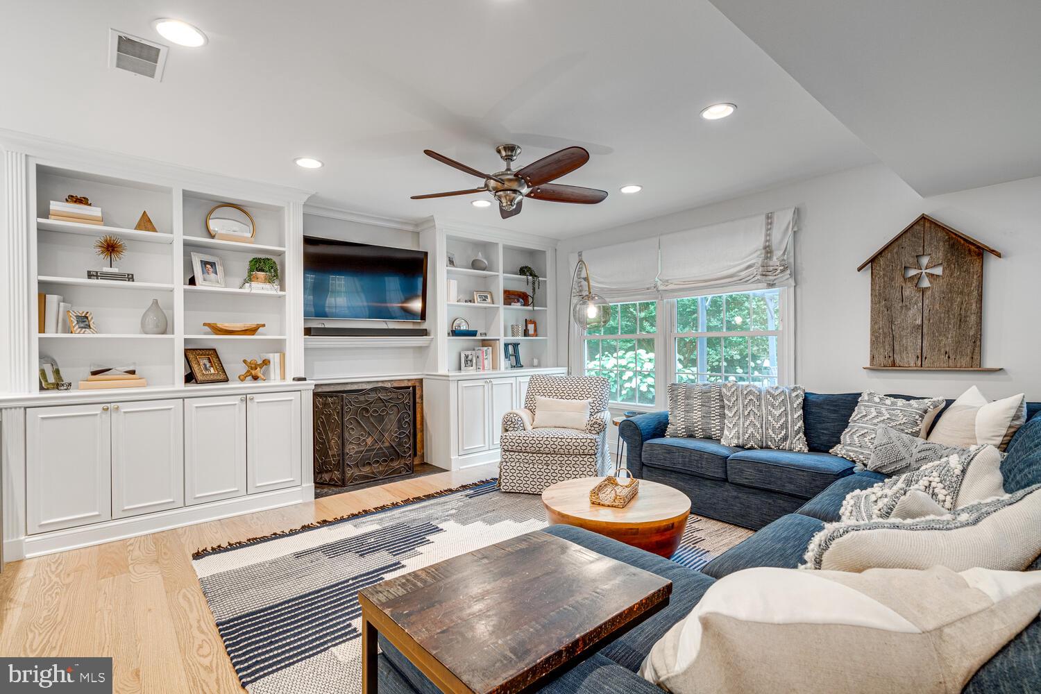 CLARKS CROSSING - Residential