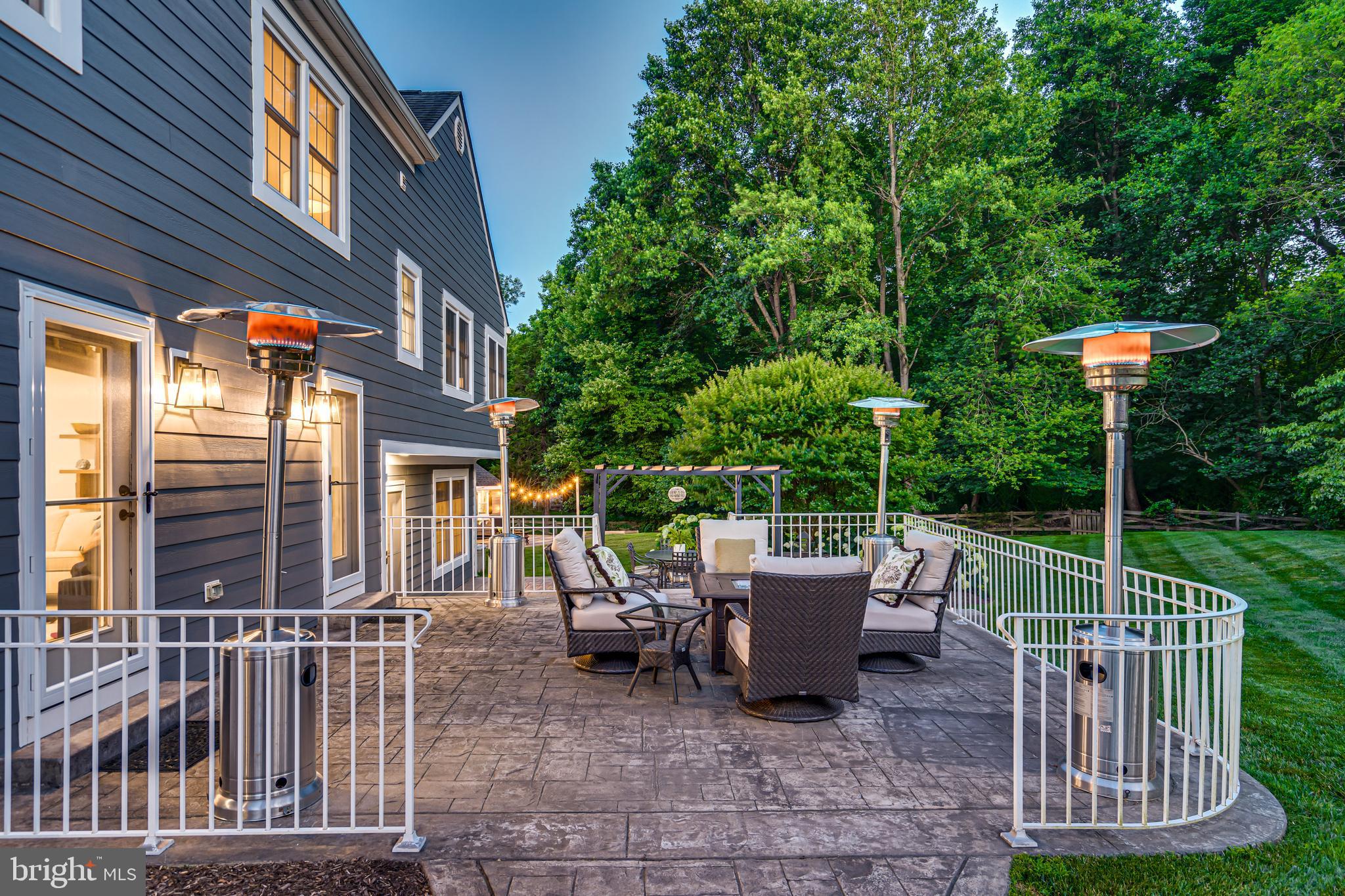 CLARKS CROSSING - Residential