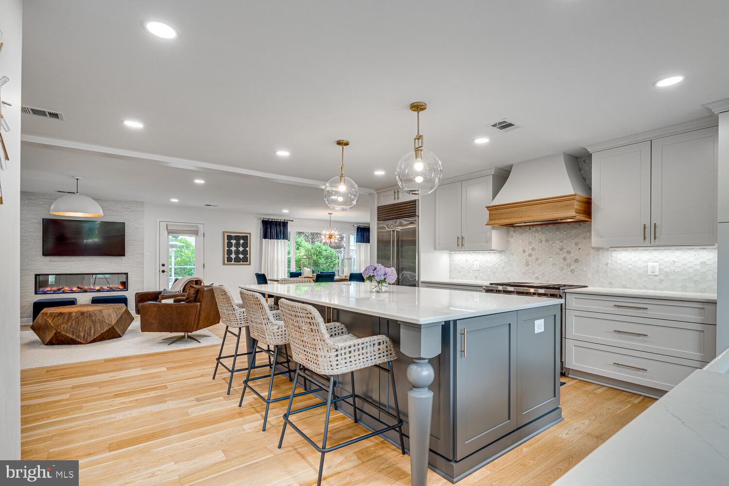 CLARKS CROSSING - Residential