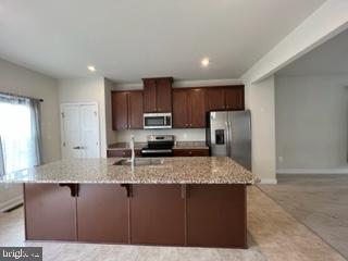 POTOMAC STATION - Residential Lease