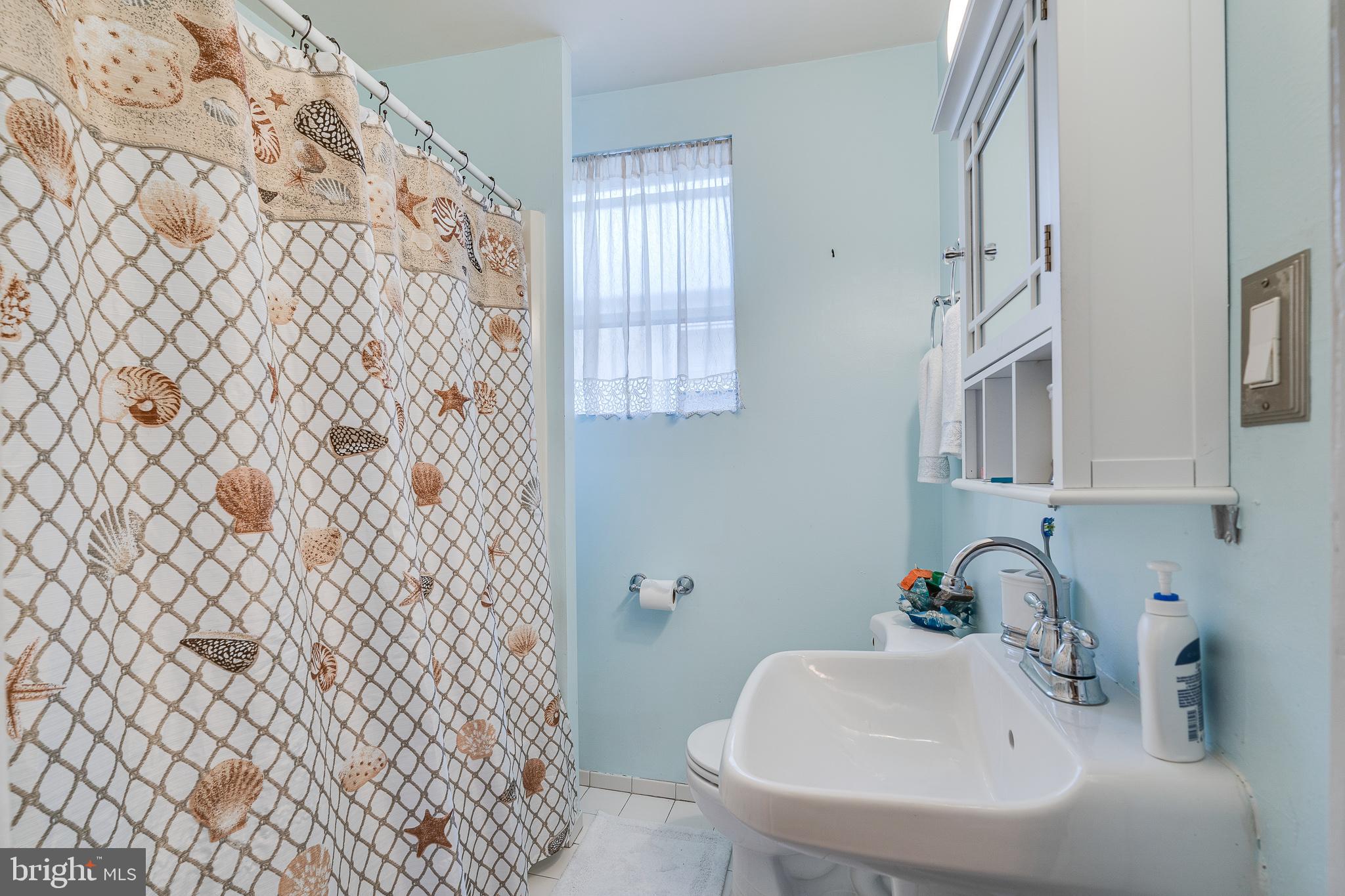 LOWER MOYAMENSING - Residential