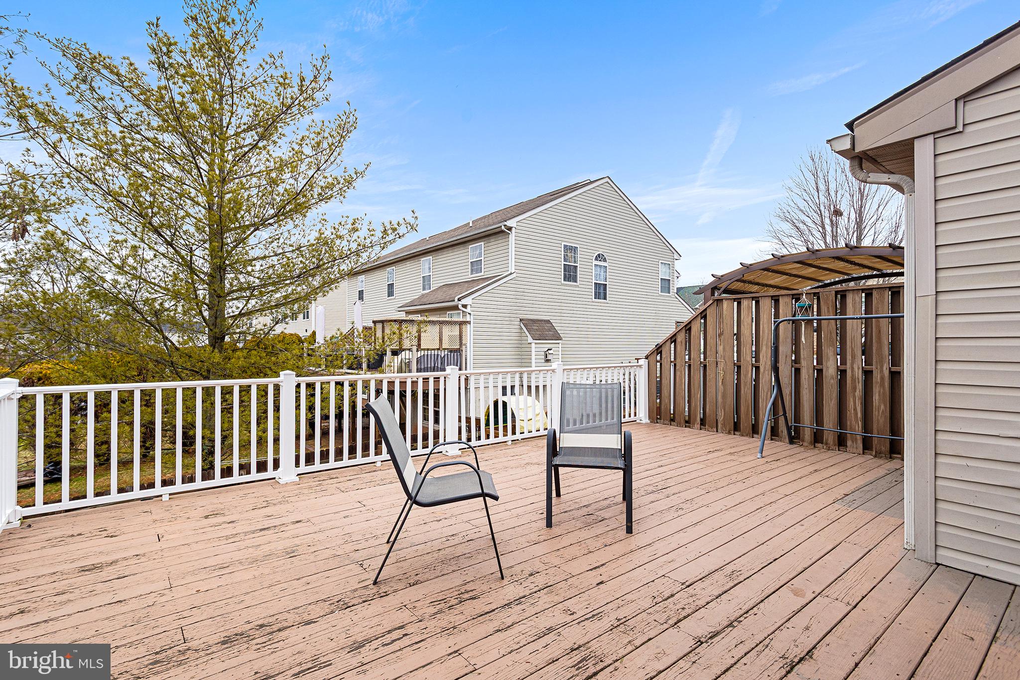 PENNSBURG - Residential