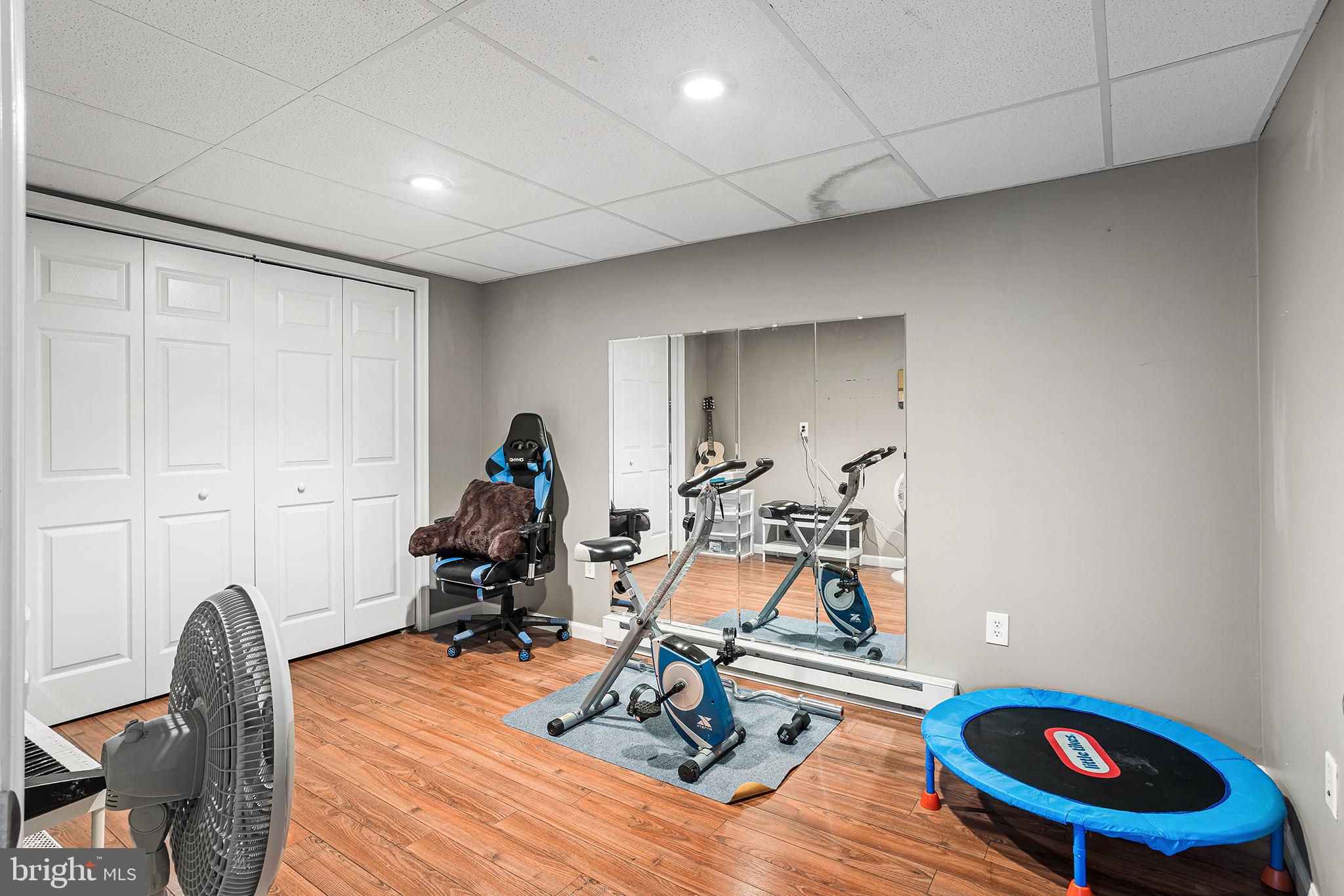 PENNSBURG - Residential