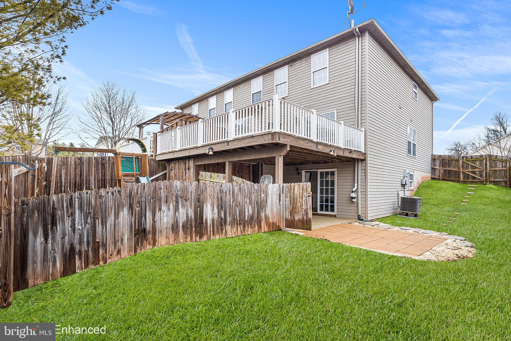 PENNSBURG - Residential