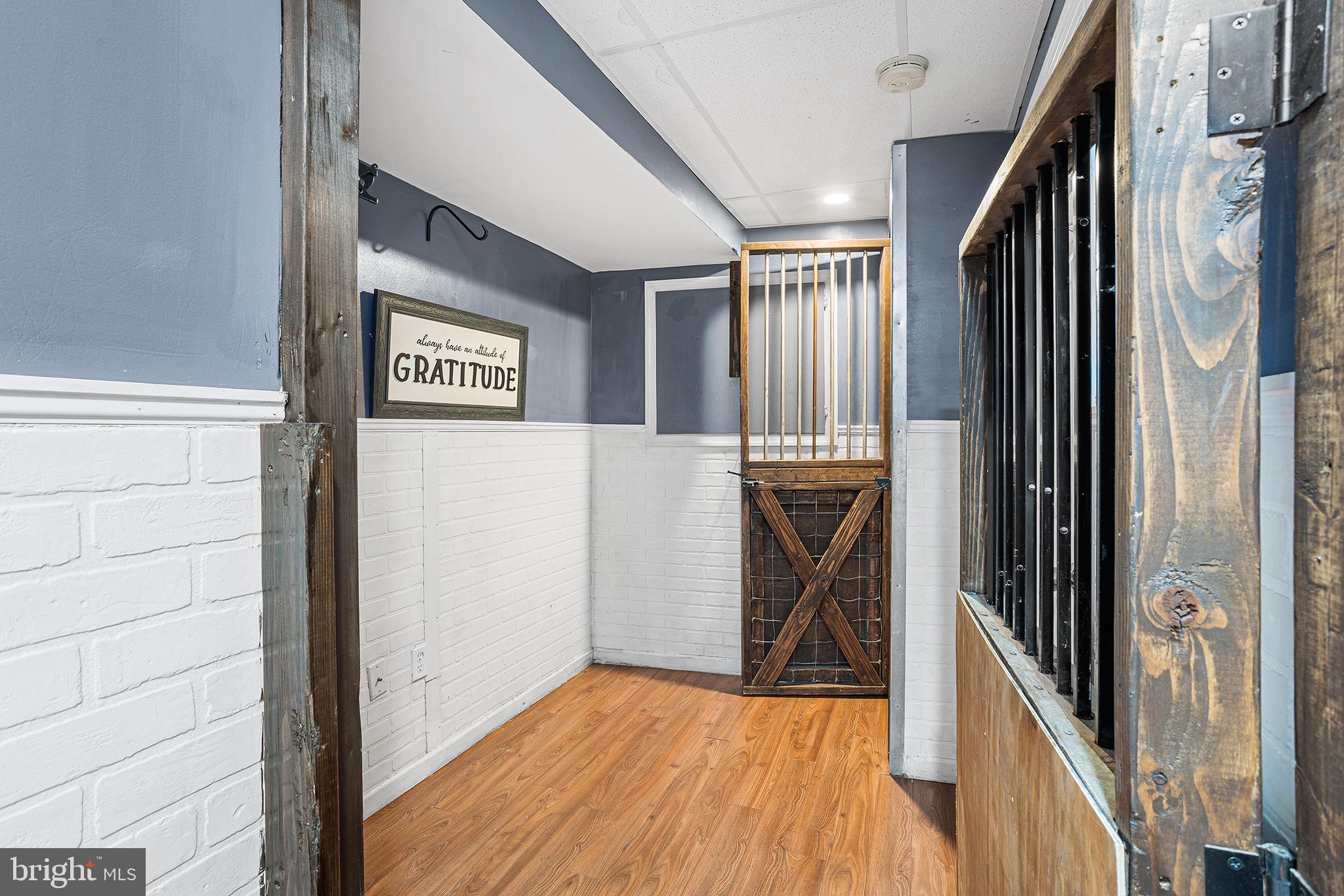 PENNSBURG - Residential