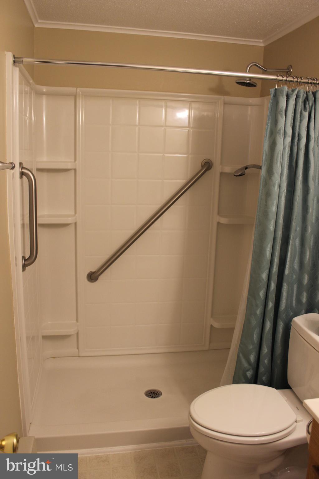 DINGES HEIGHTS - Residential