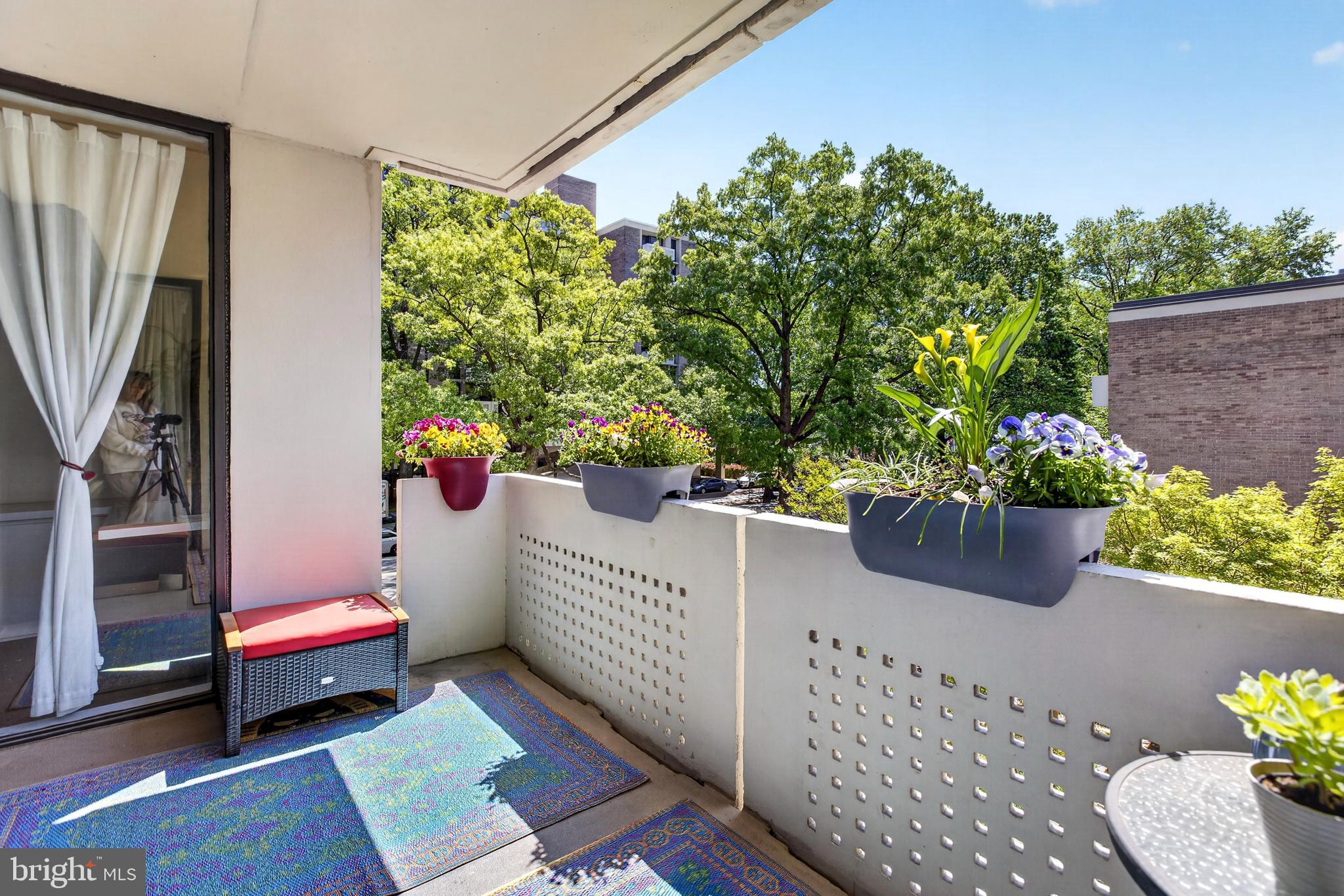 1245 4TH STREET SW E106