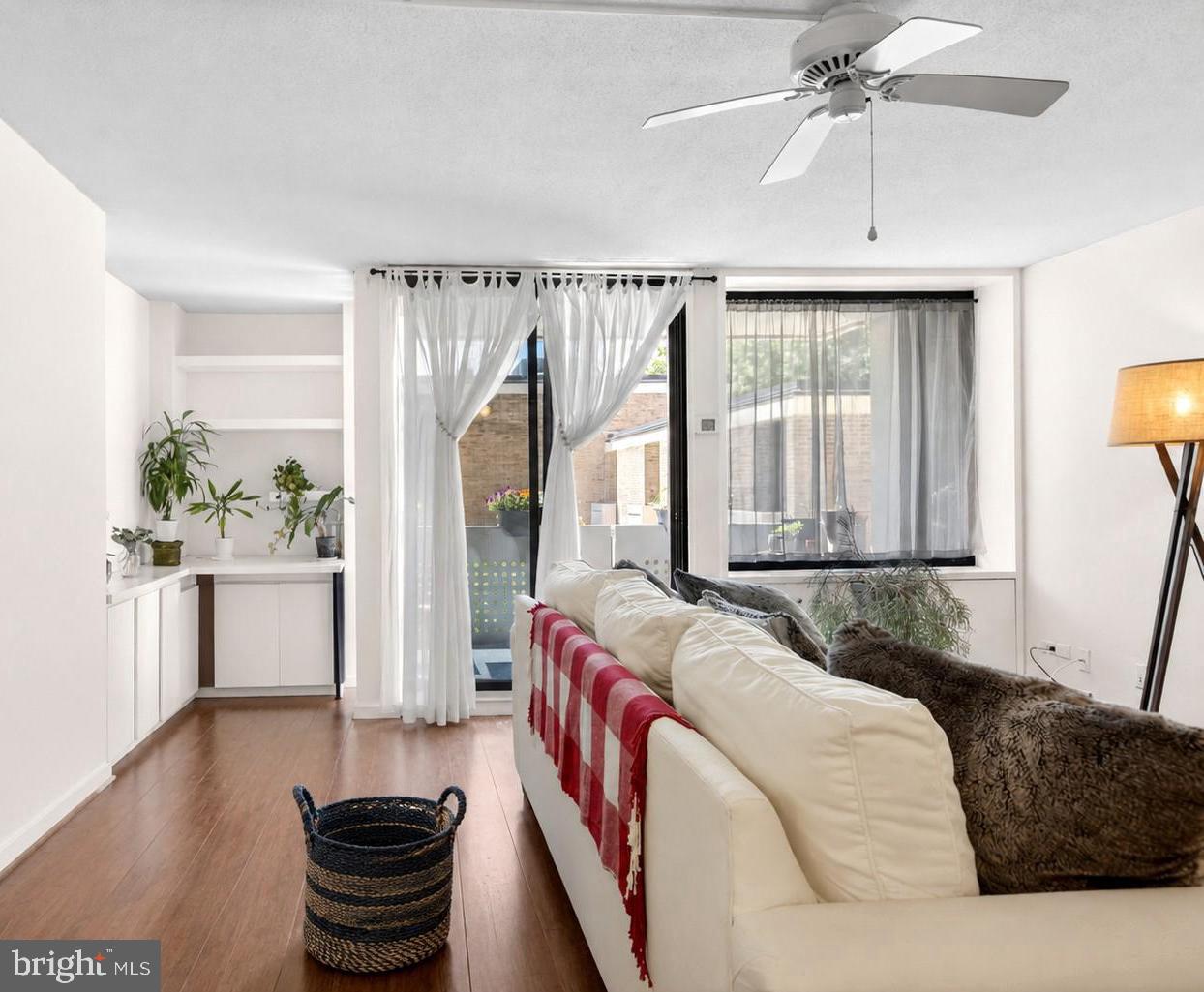 1245 4TH STREET SW E106