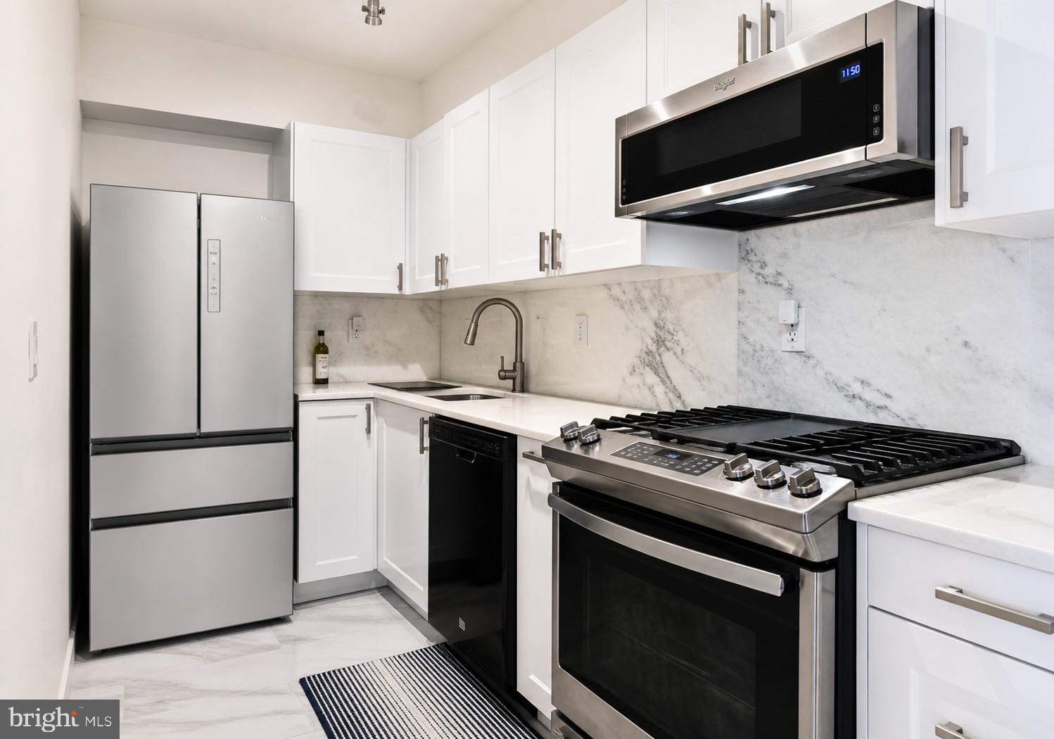 1245 4TH STREET SW E106