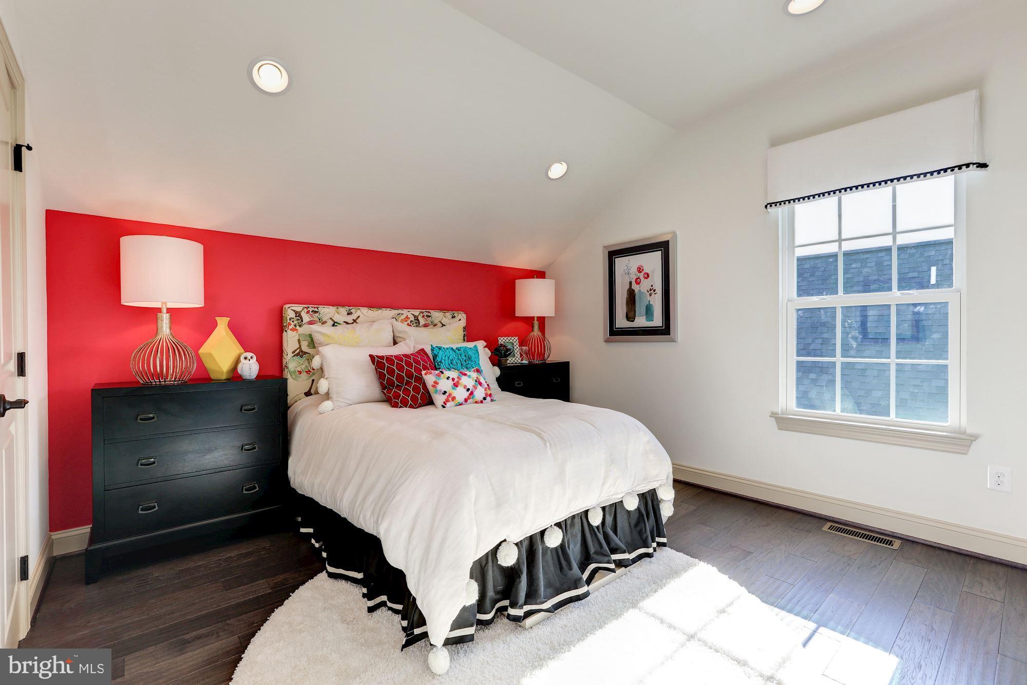 CABIN BRANCH - Residential