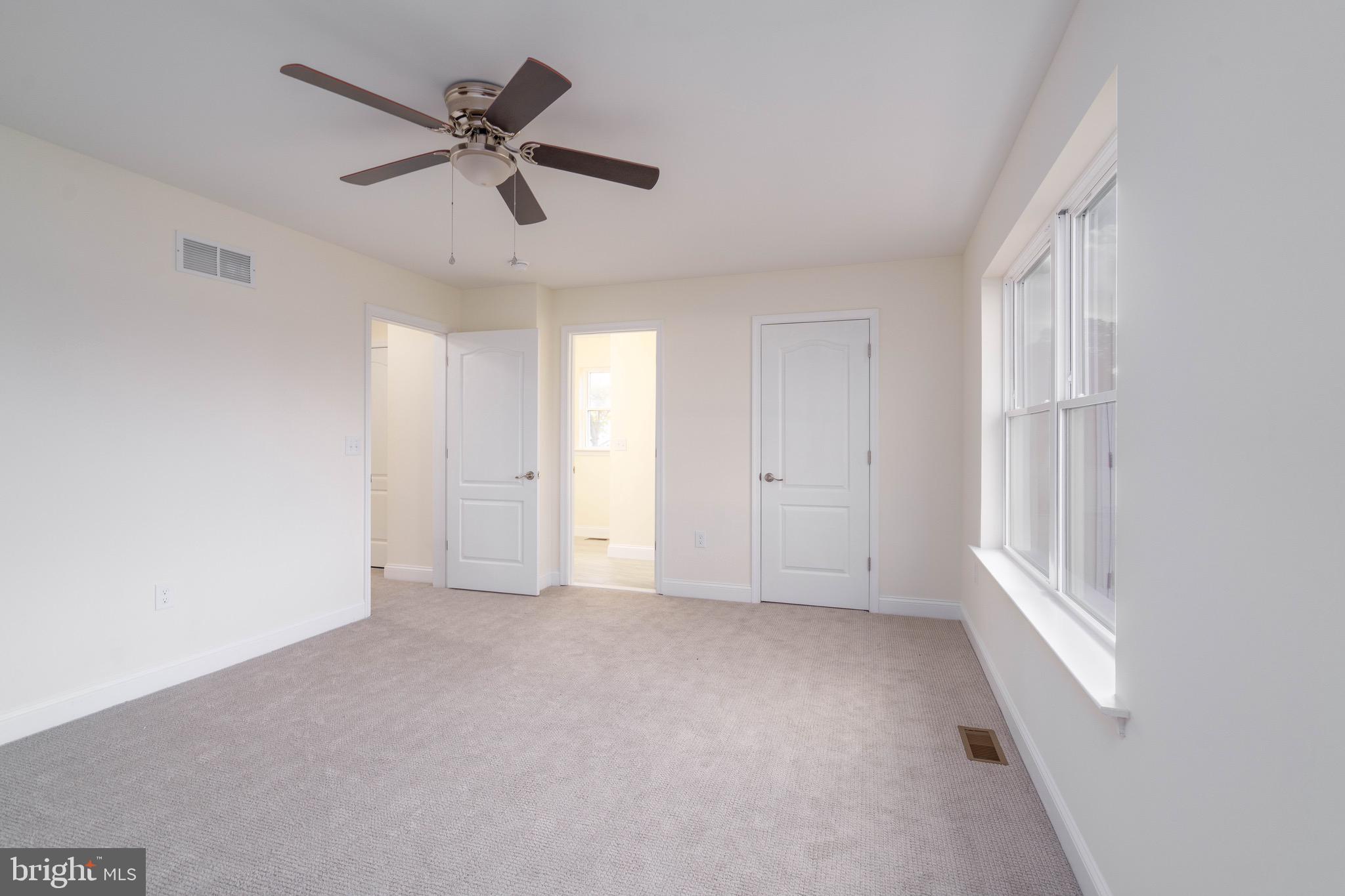 TOWNSEND - Residential