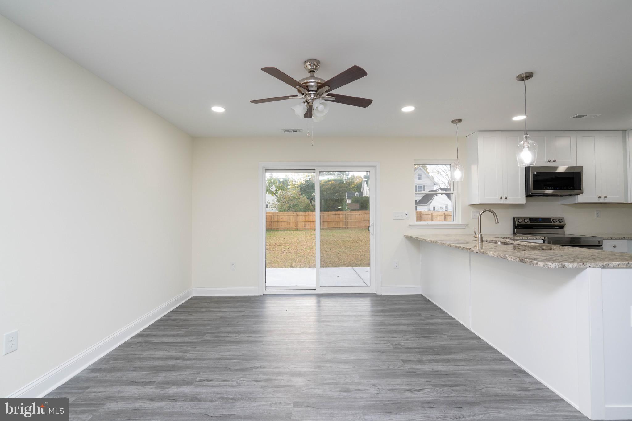 TOWNSEND - Residential