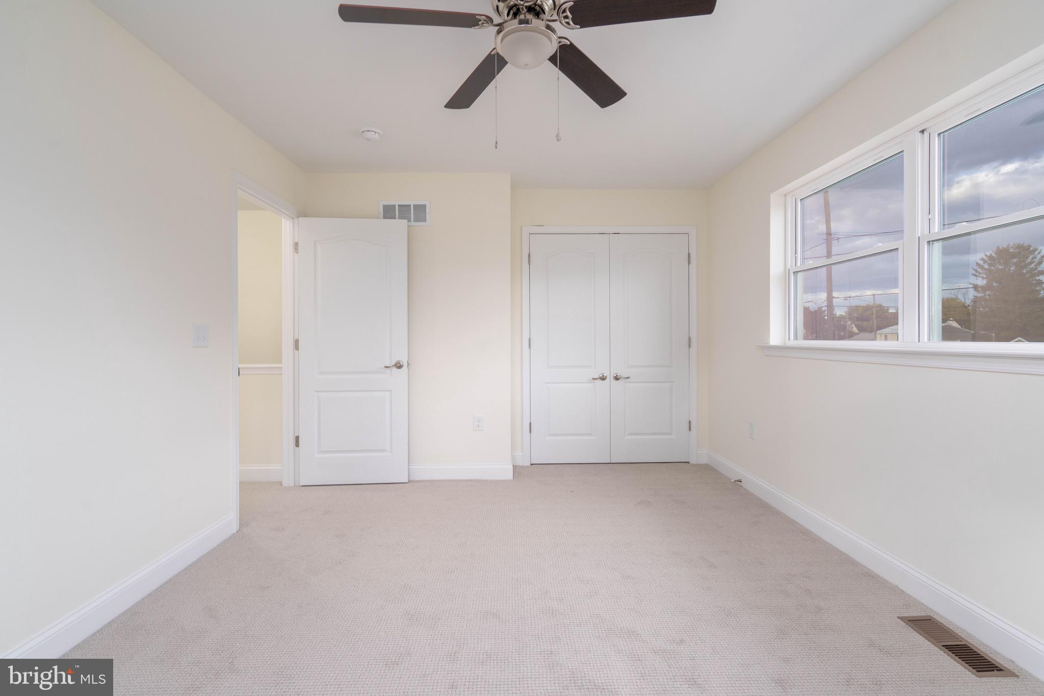 TOWNSEND - Residential