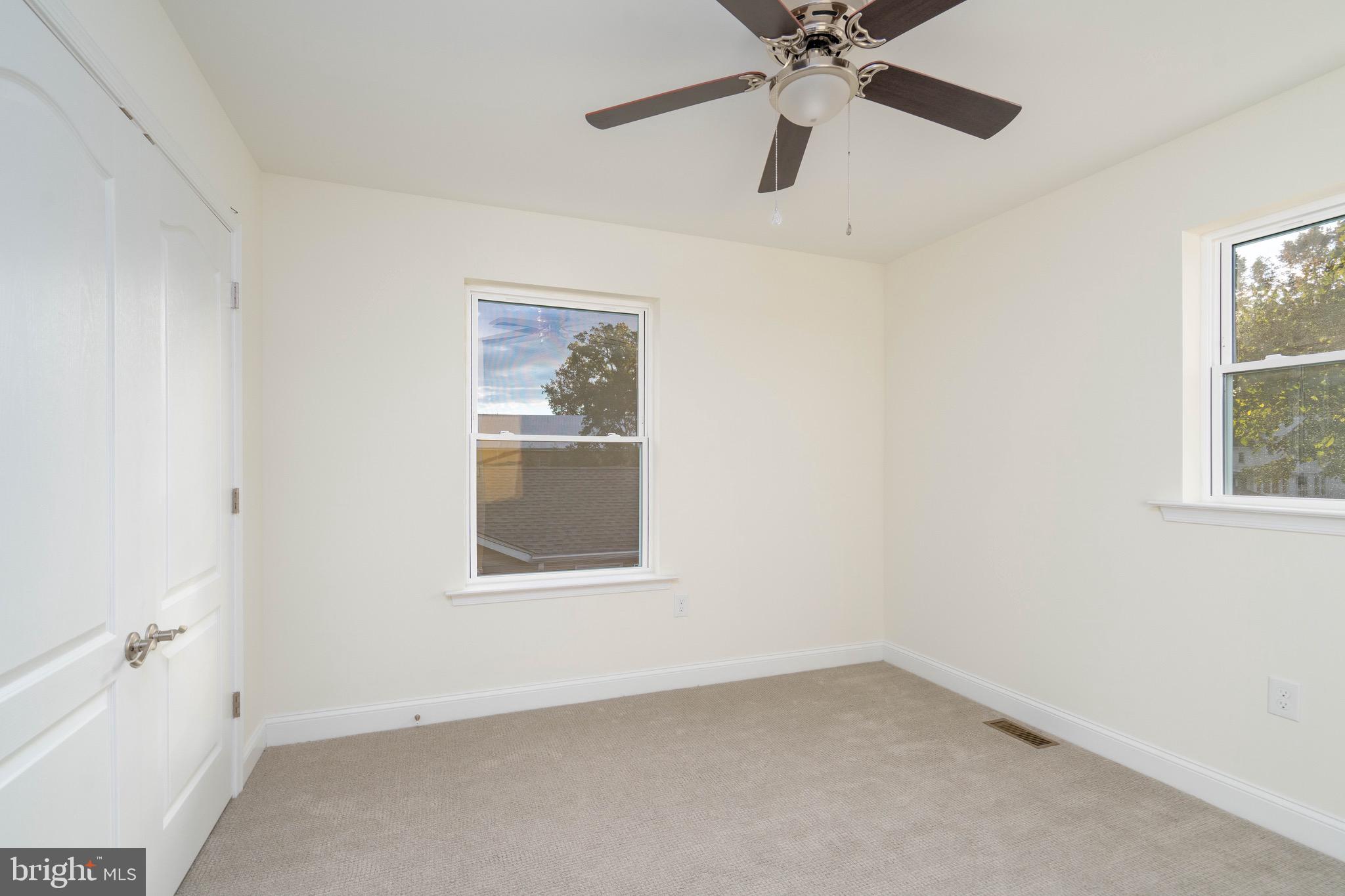 TOWNSEND - Residential