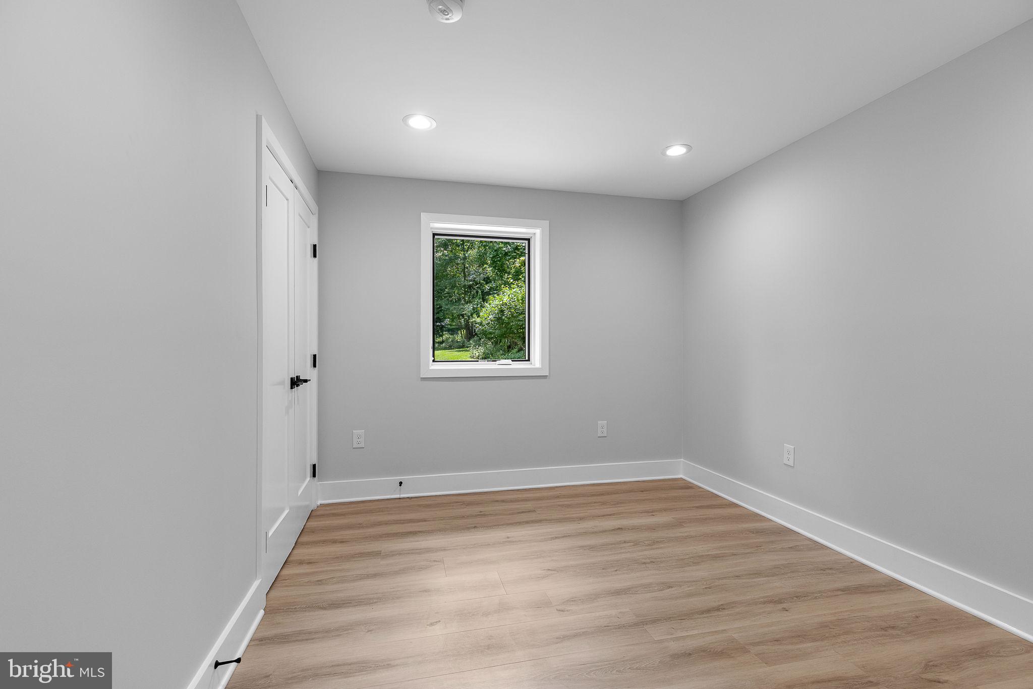 BALLANTRAE - Residential