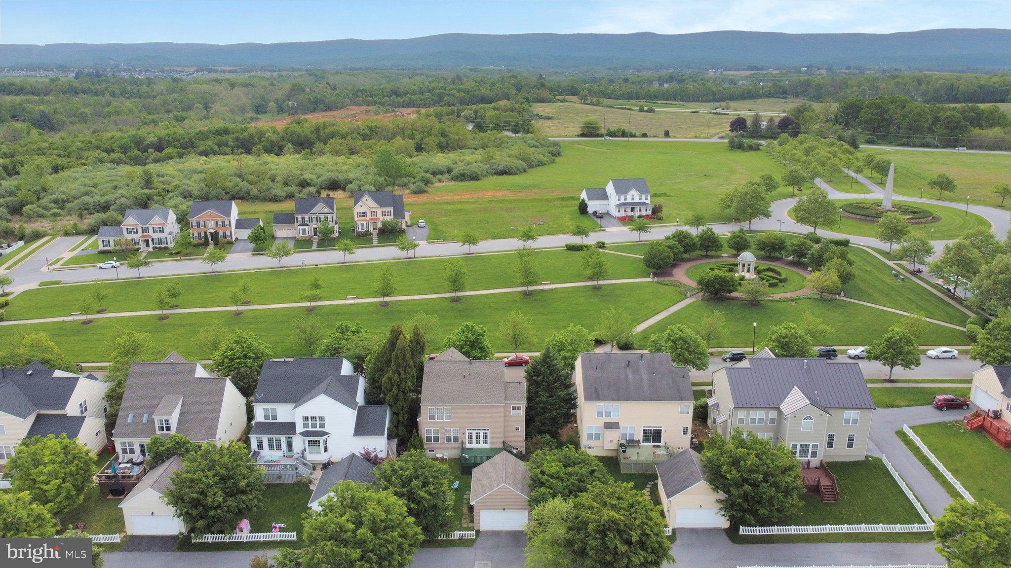 HUNTFIELD - Residential