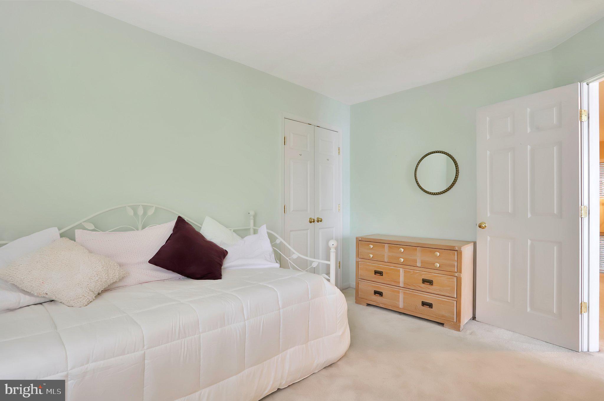 HUNTFIELD - Residential