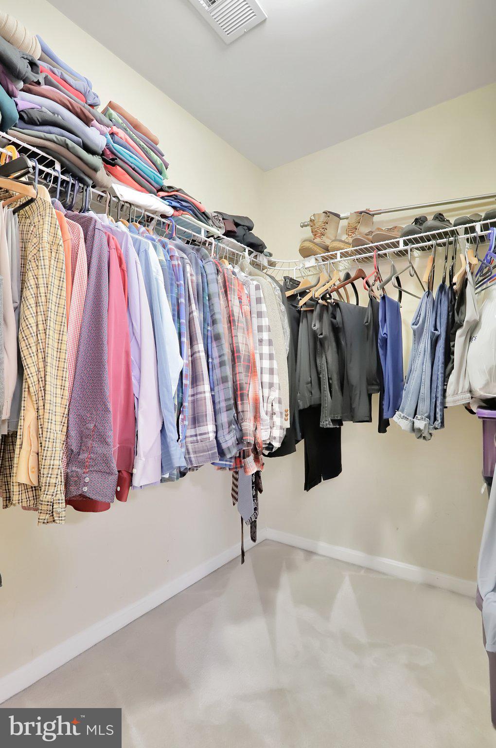 HUNTFIELD - Residential