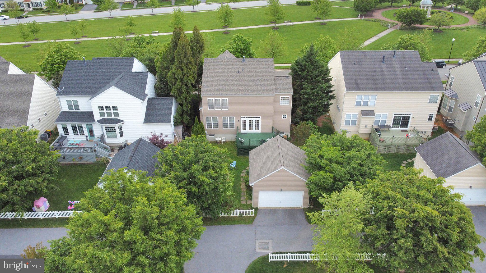 HUNTFIELD - Residential