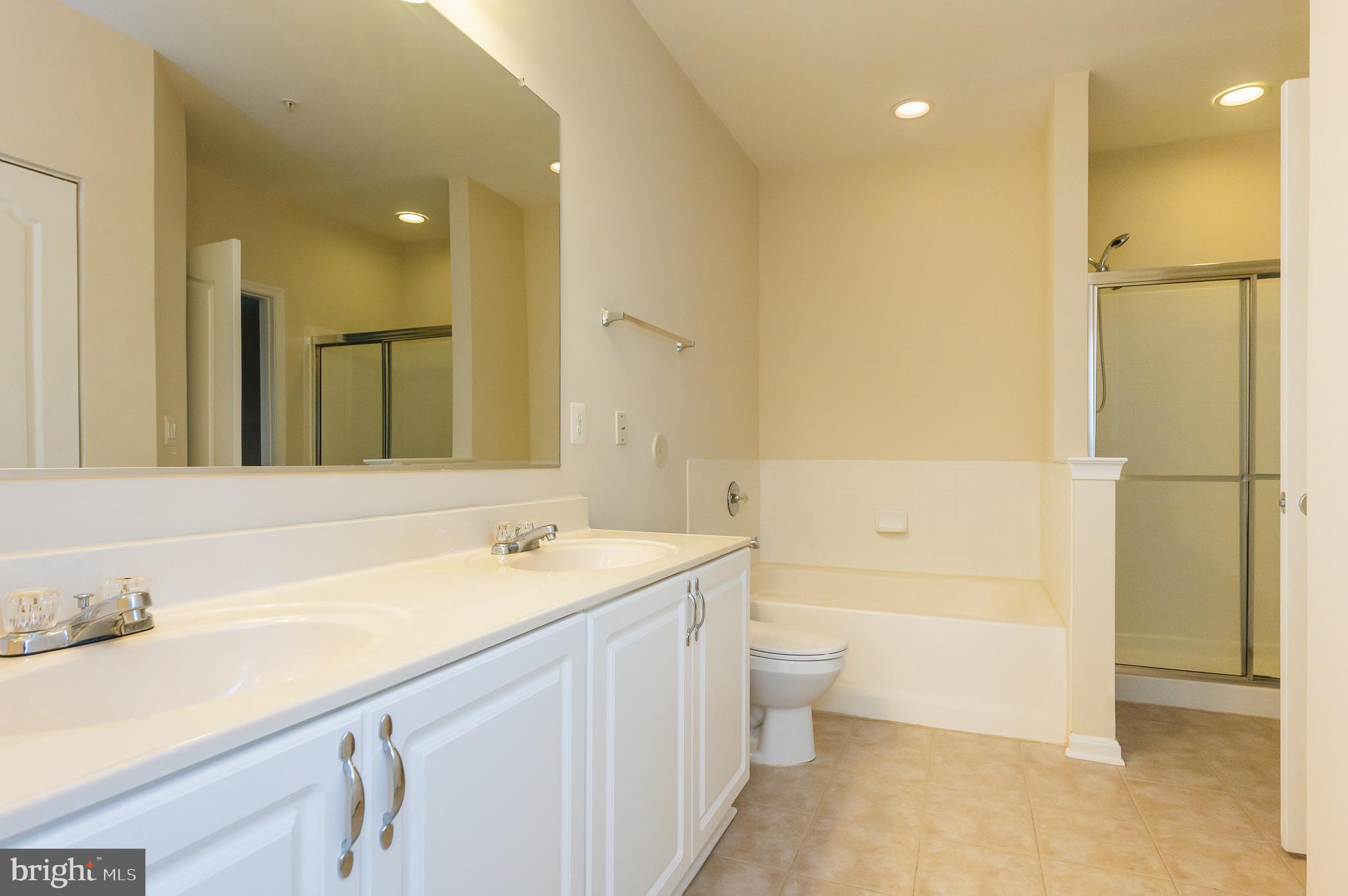 HIGH VIEW AT HUNT VALLEY - Residential Lease