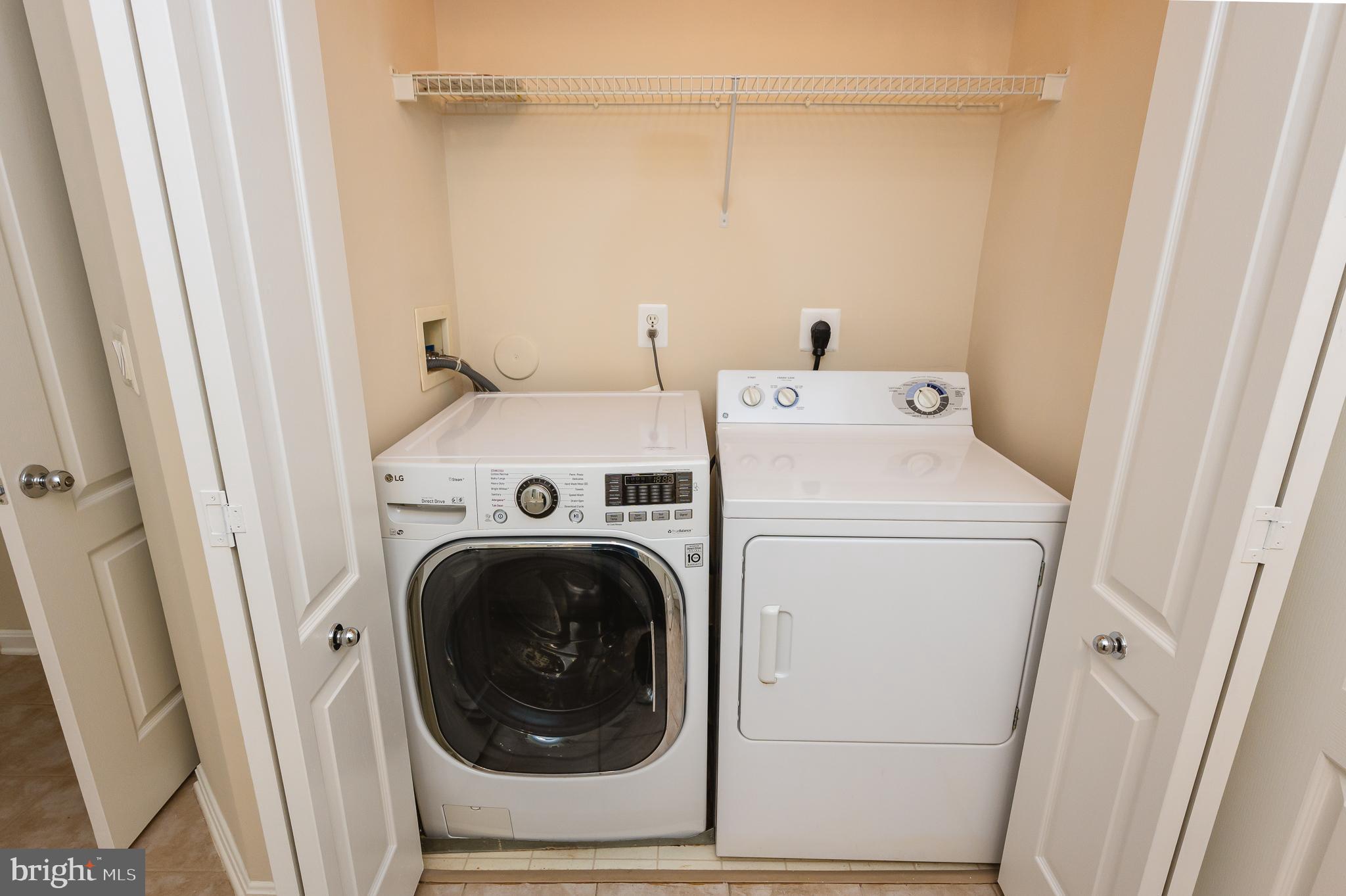 HIGH VIEW AT HUNT VALLEY - Residential Lease