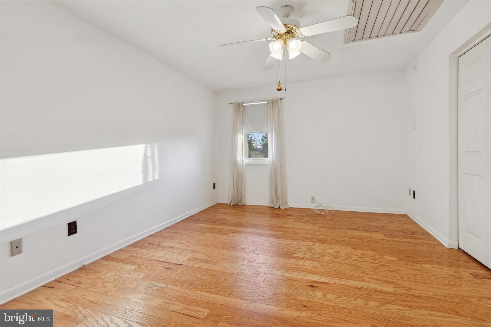 PENN BROOKE - Residential Lease