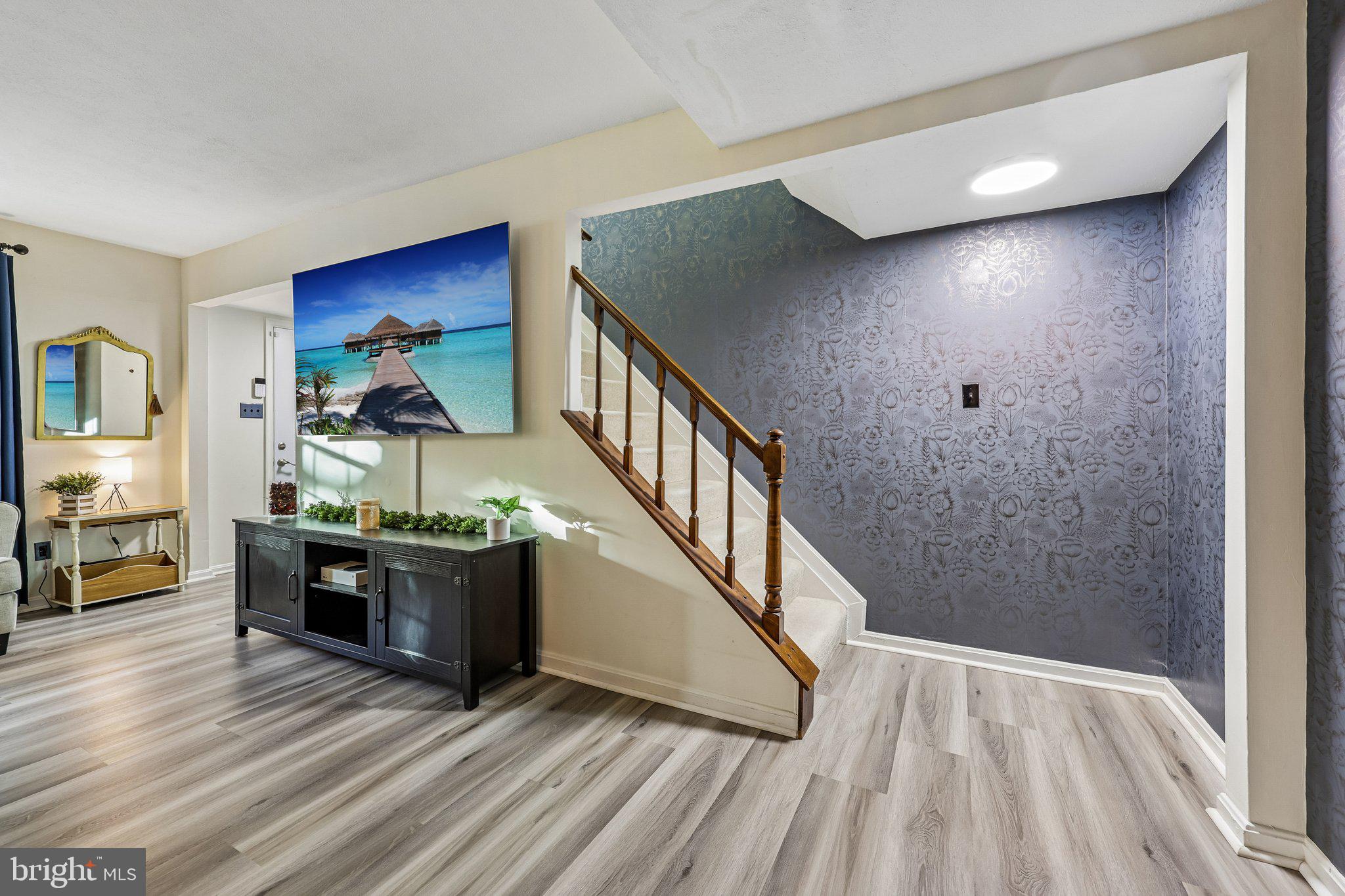 THE HIGHLANDS - Residential