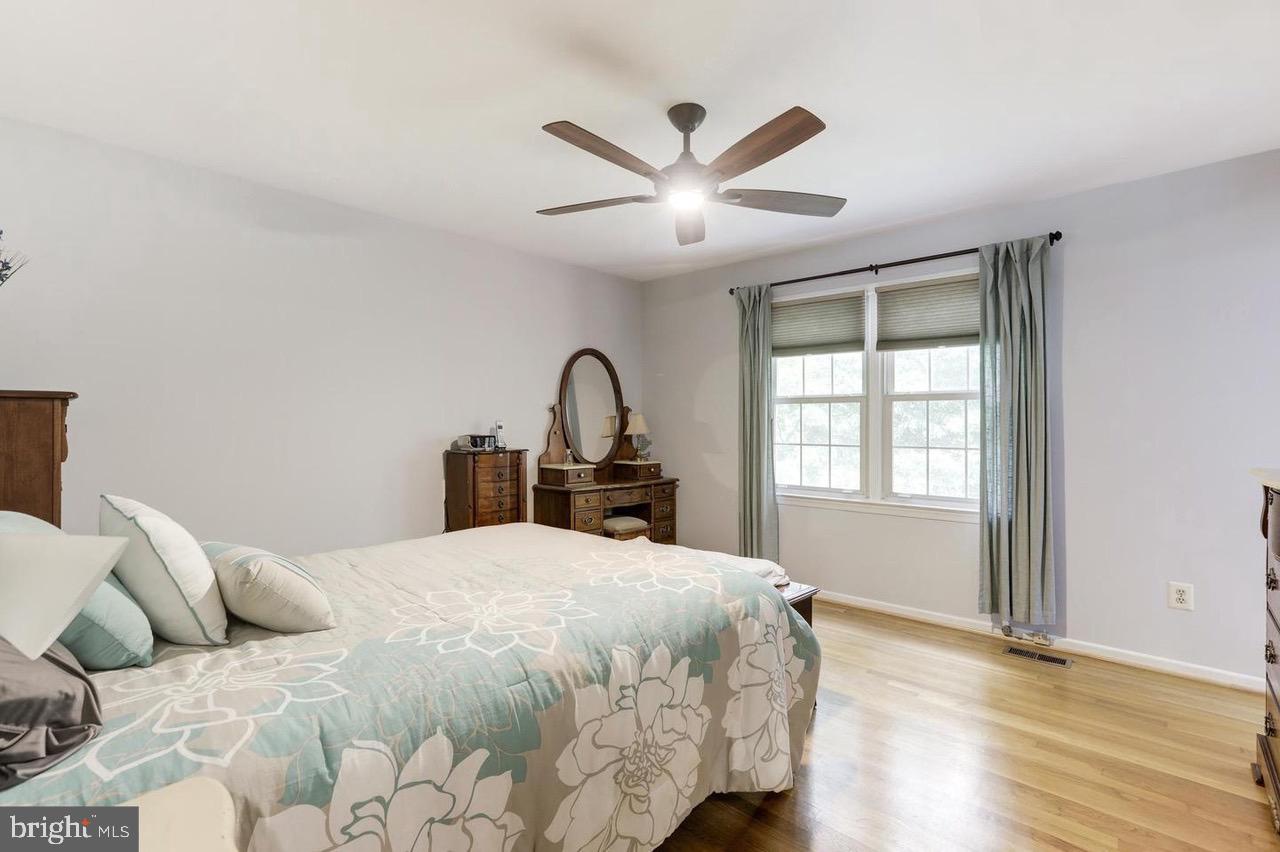 NEWINGTON STATION - Residential Lease