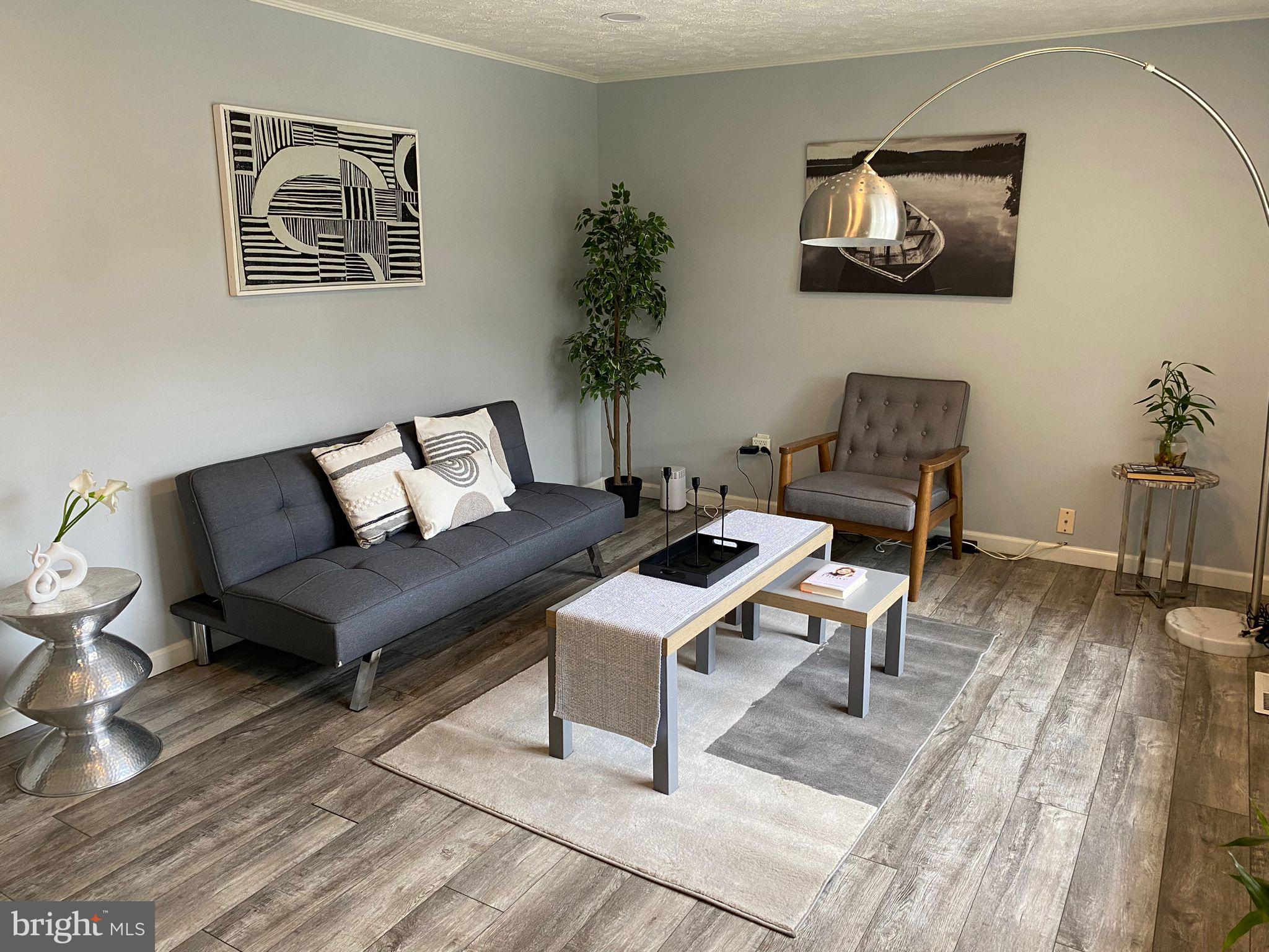 HYNESBORO PARK - Residential