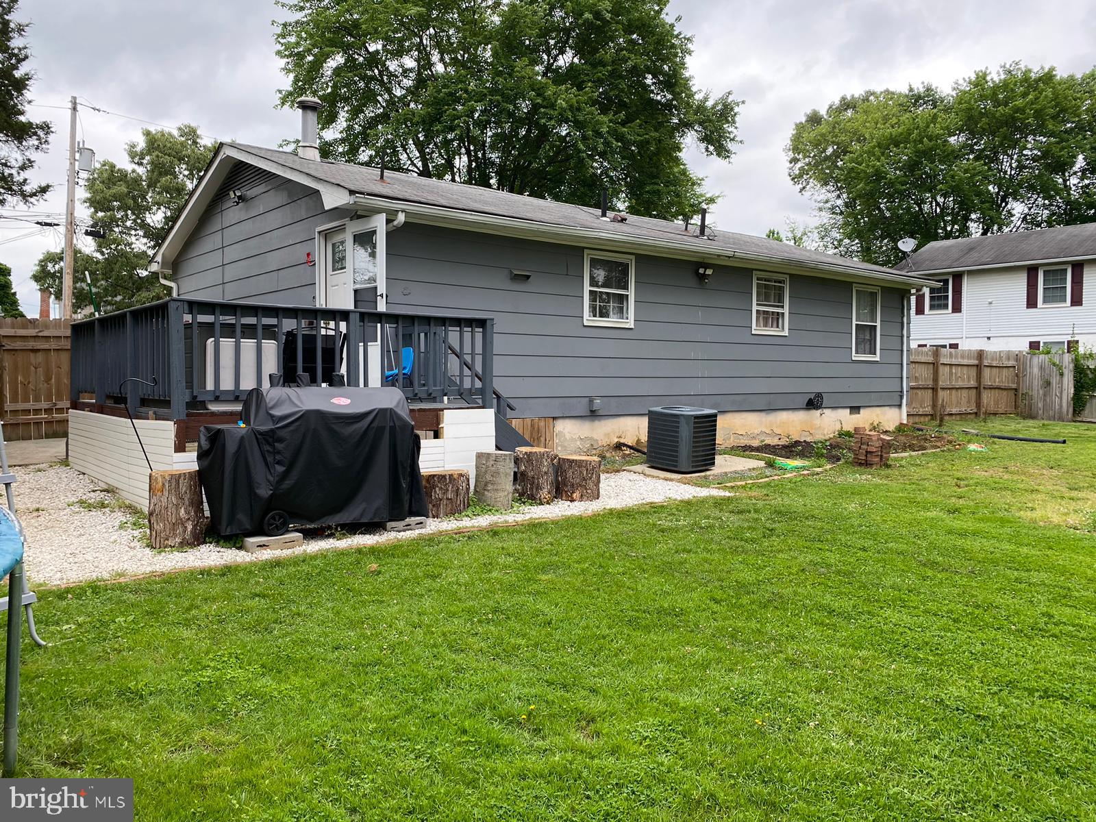 HYNESBORO PARK - Residential