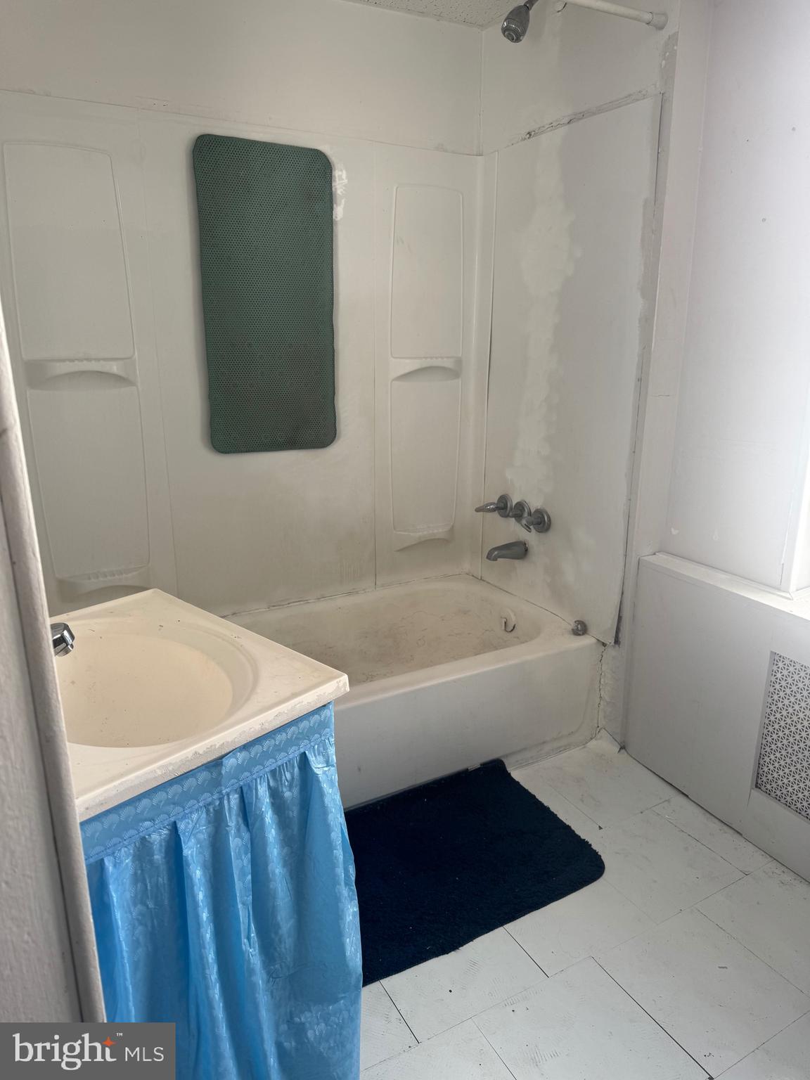 GERMANTOWN - Residential