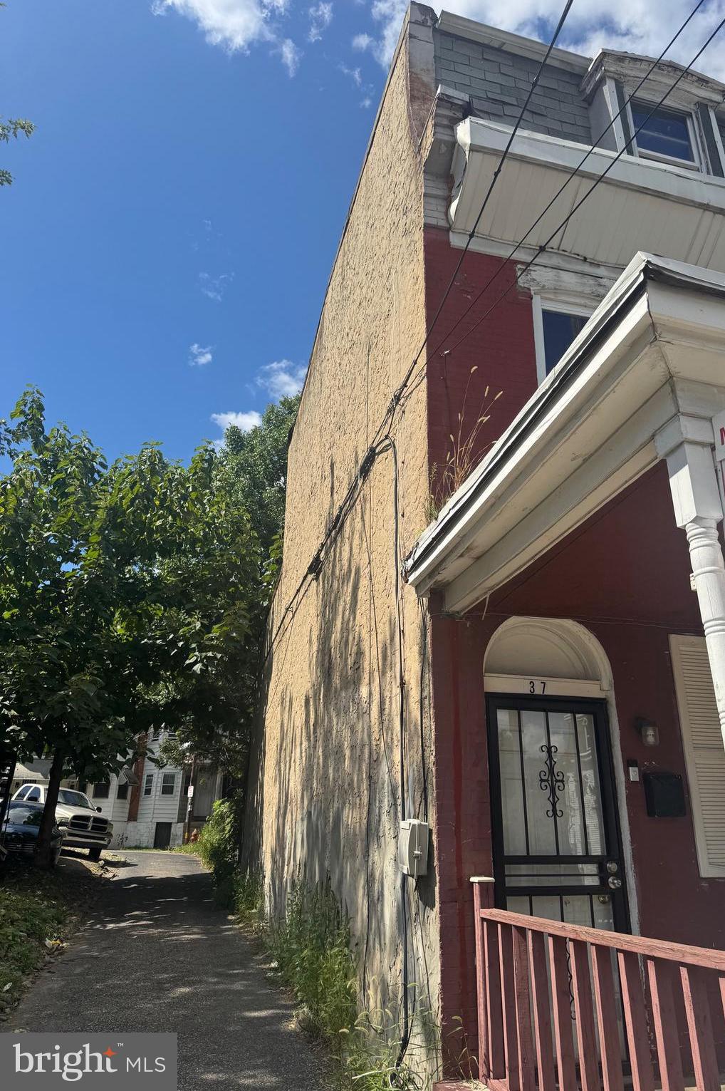 GERMANTOWN - Residential