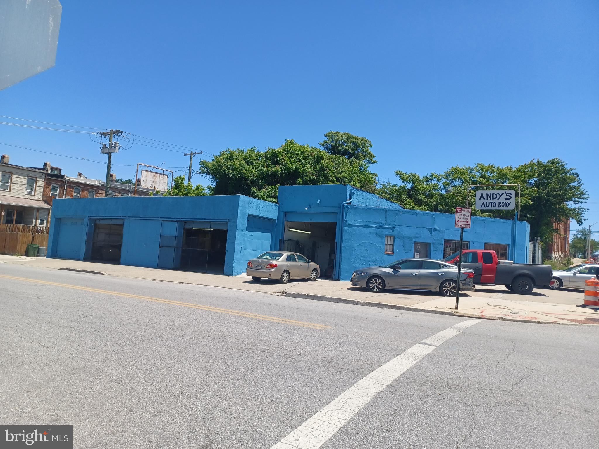 Currently operating auto body shop property. Sale price will be breakdown as $200,000.00 for the real property and $100,000.00 for the body shop business, assets, facilities and equipment. Good location in west side of City and property has spacious parking space for the trailer/truck and regular vehicles in the rear of the building with fenced and secured. Turn key operation including paint booth, body works booth and office. Property and shop business shall be sold 'as-is'.