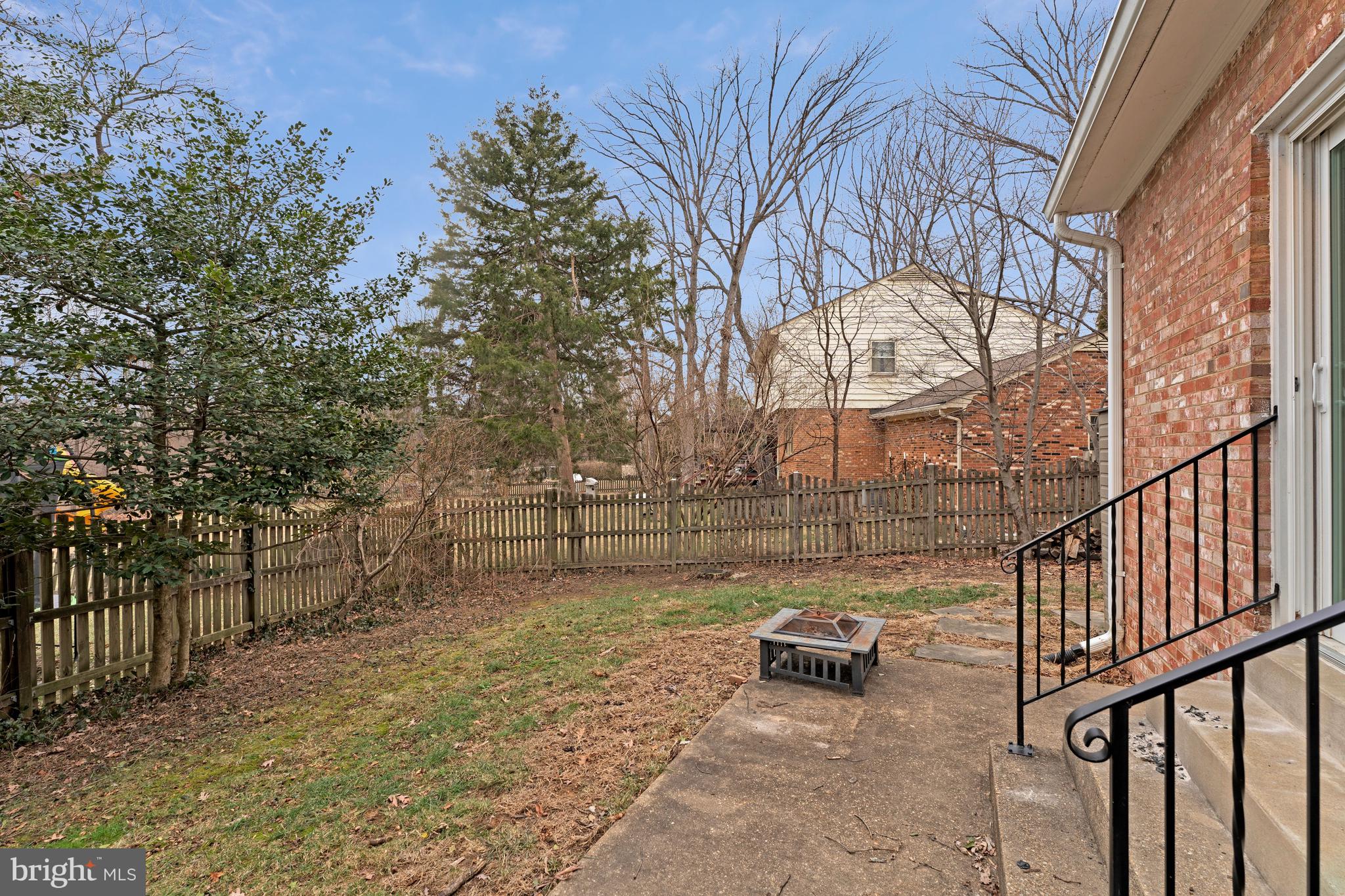 MC LEAN HAMLET - Residential