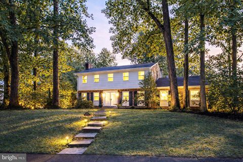 1400 GOWER COURT MCLEAN VA 22102