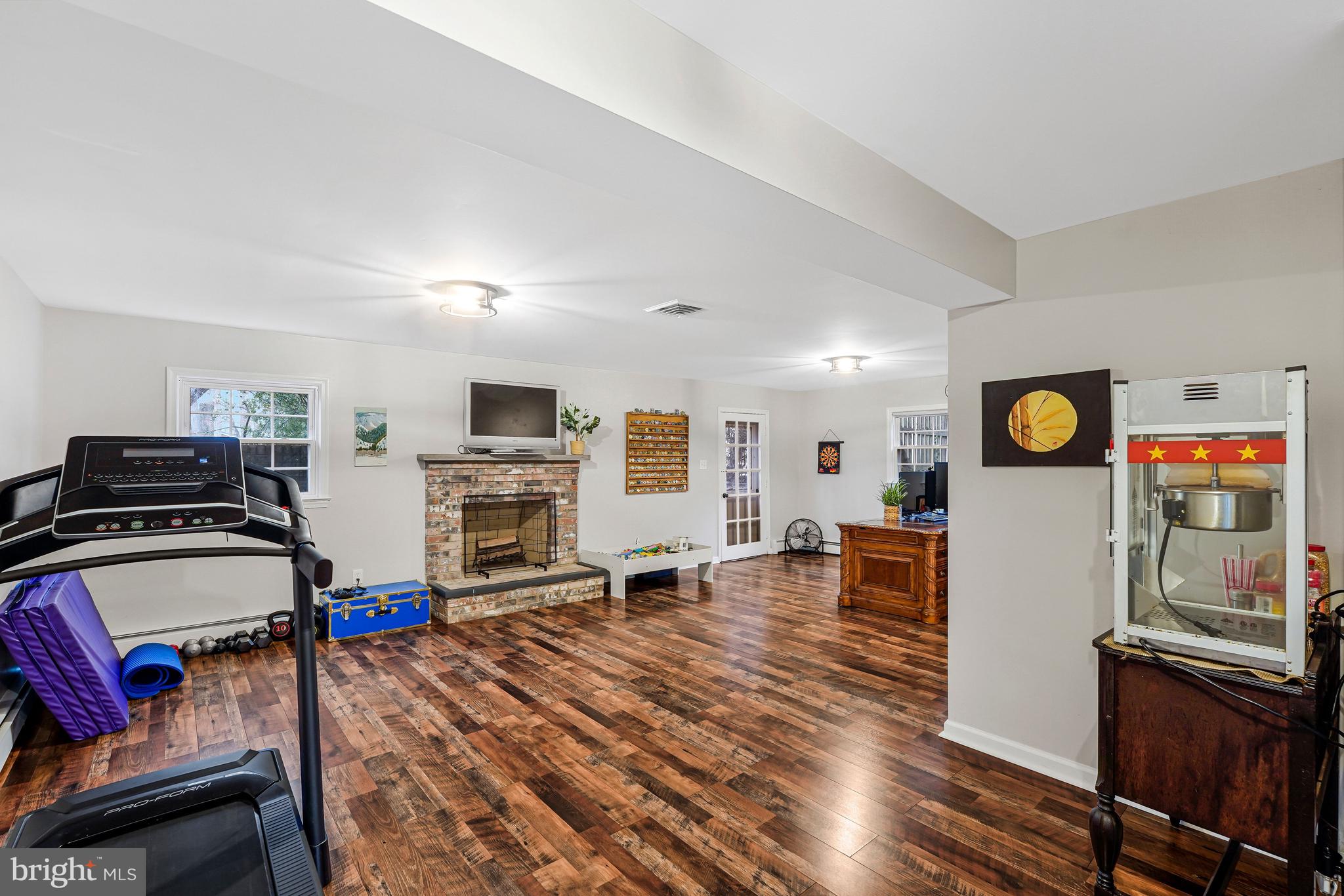 MC LEAN HAMLET - Residential