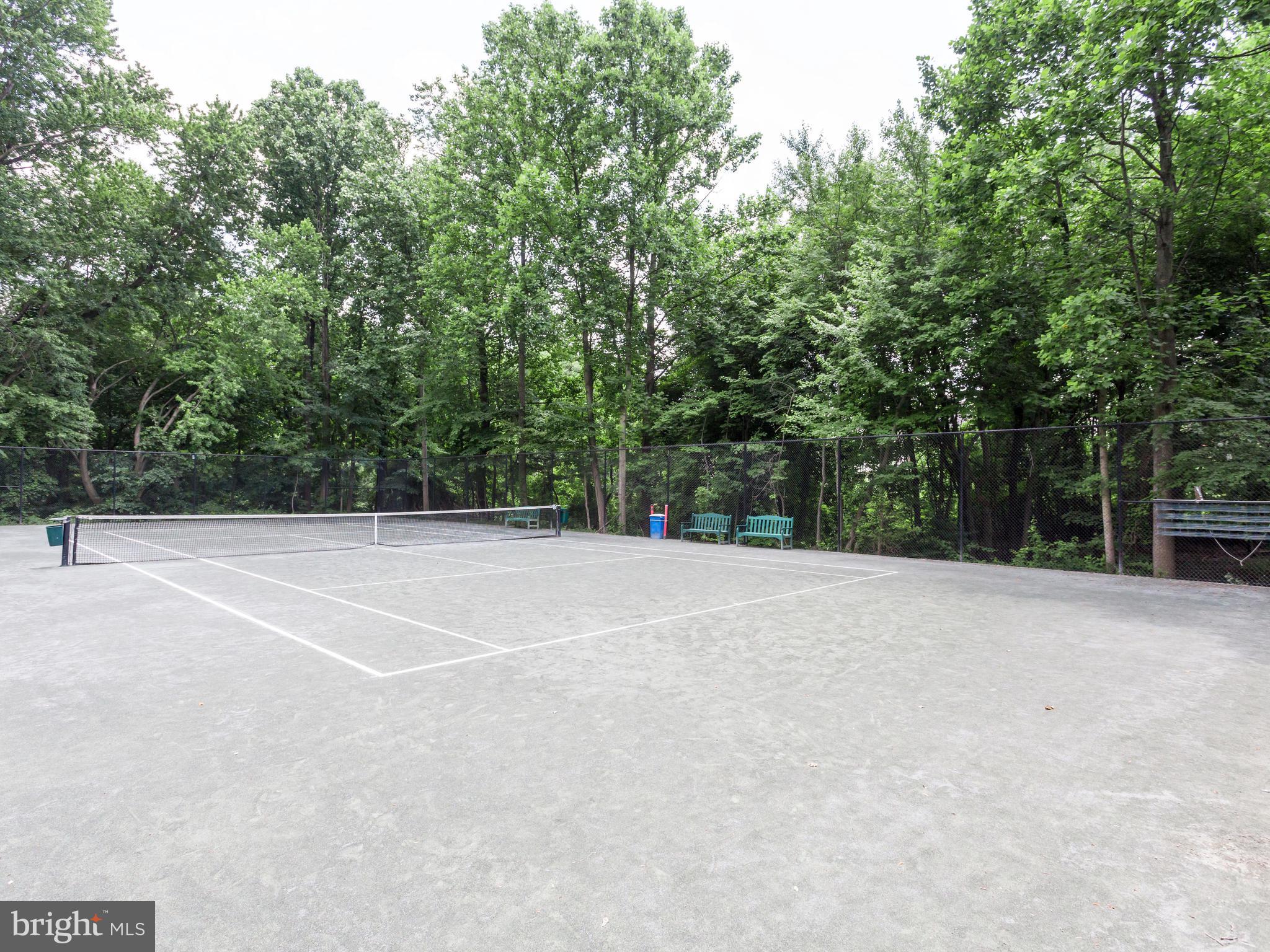 MC LEAN HAMLET - Residential