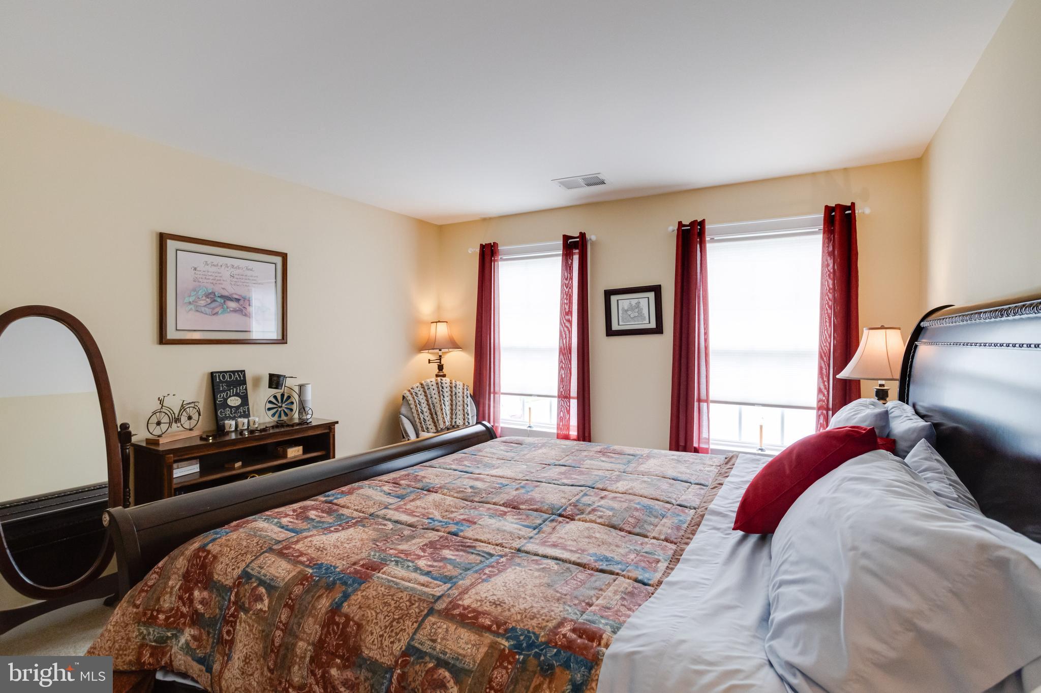 GRIFFITH LANDING - Residential