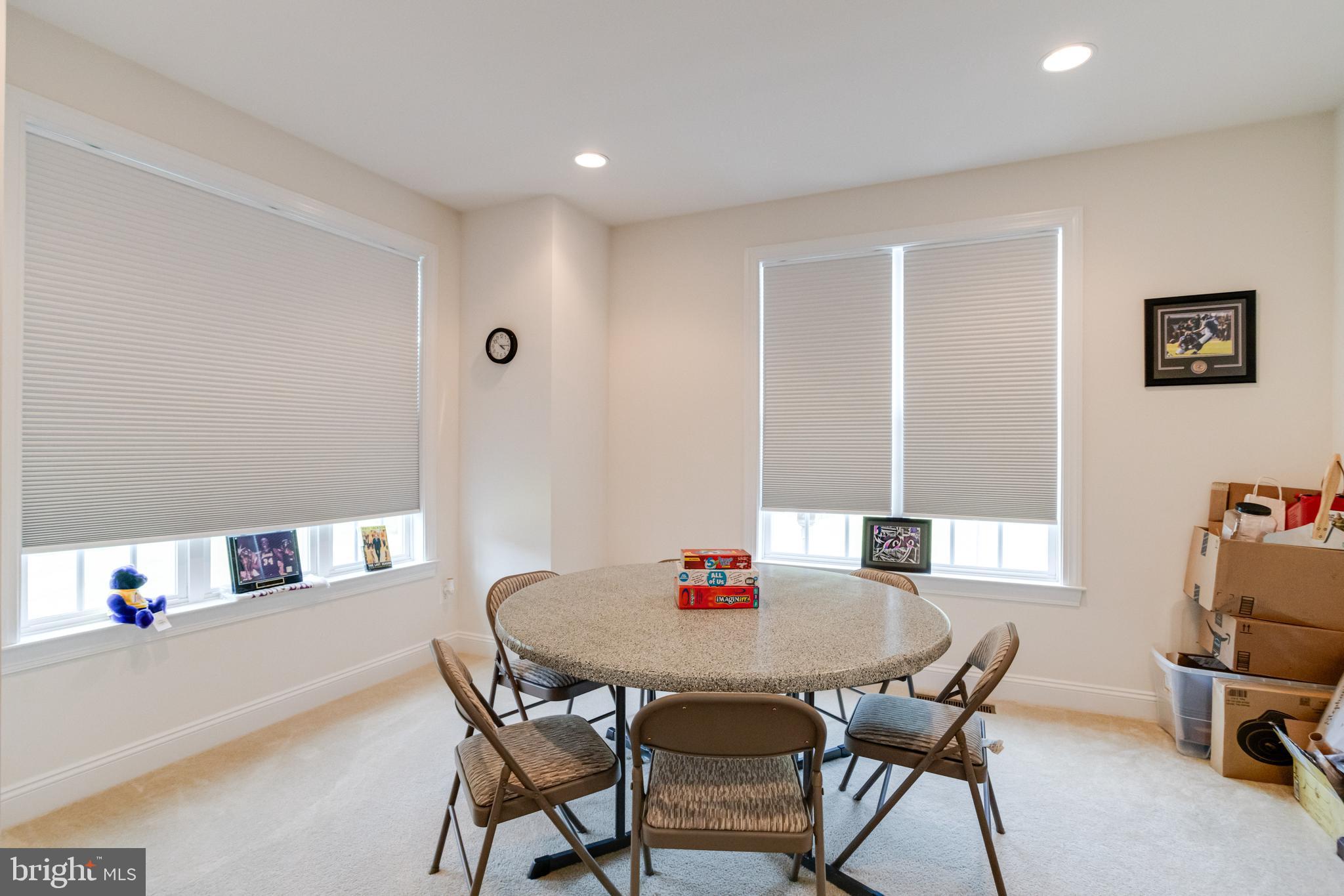 GRIFFITH LANDING - Residential