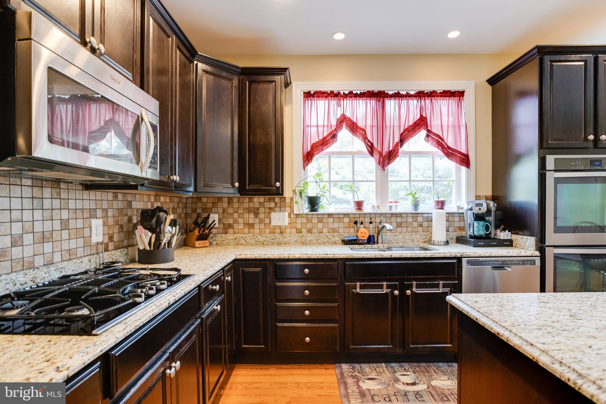 GRIFFITH LANDING - Residential