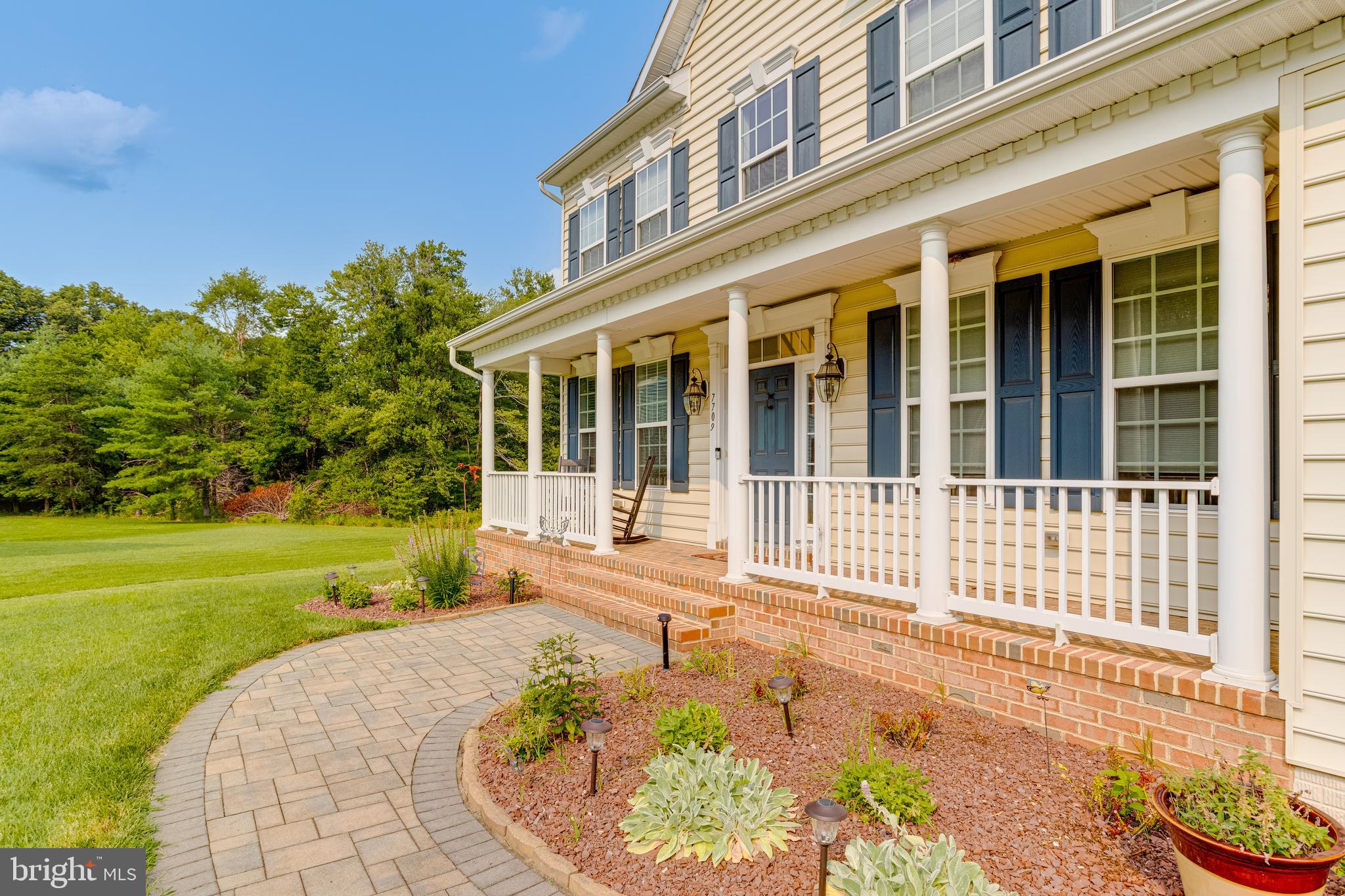 GRIFFITH LANDING - Residential