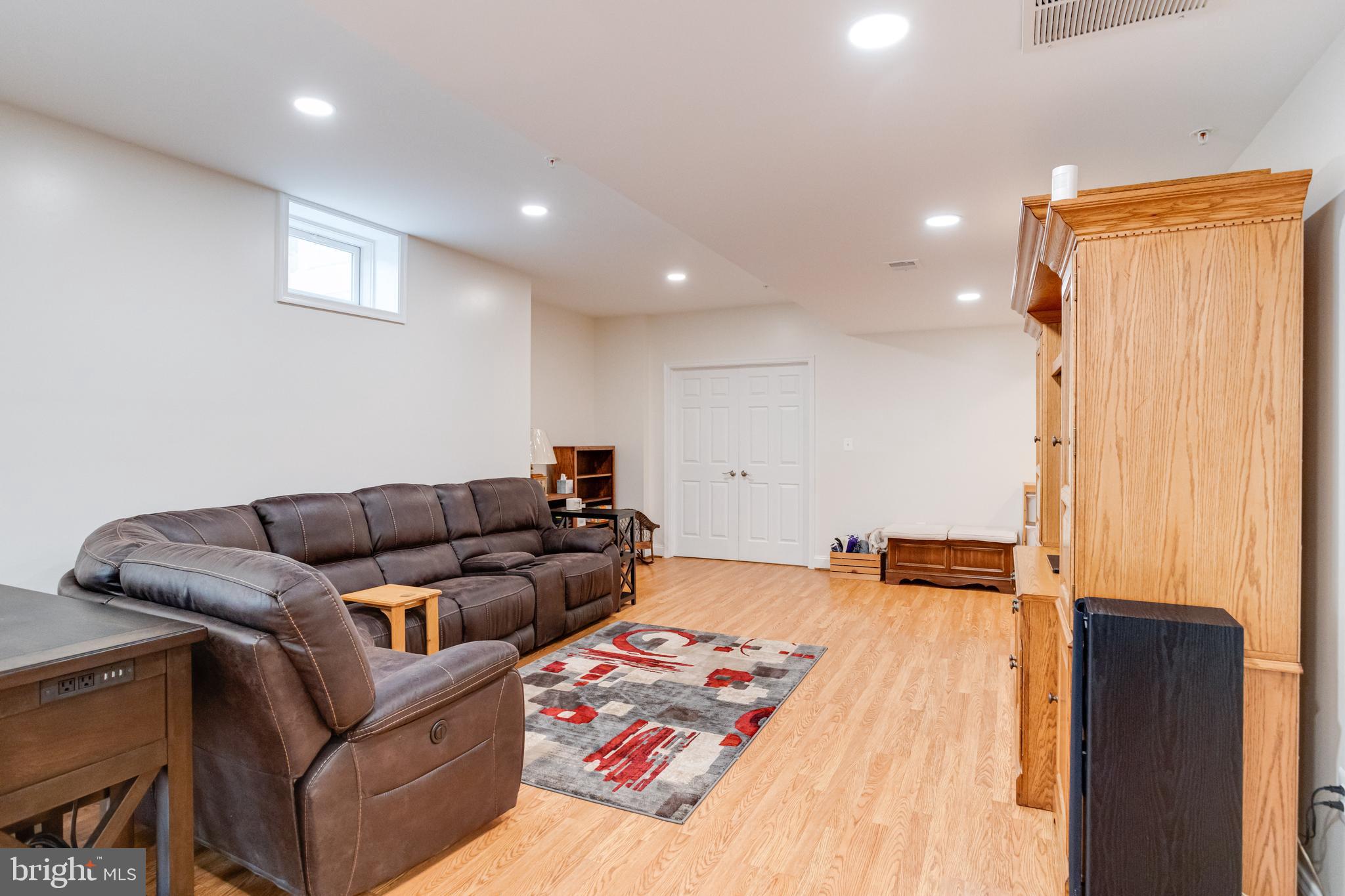 GRIFFITH LANDING - Residential