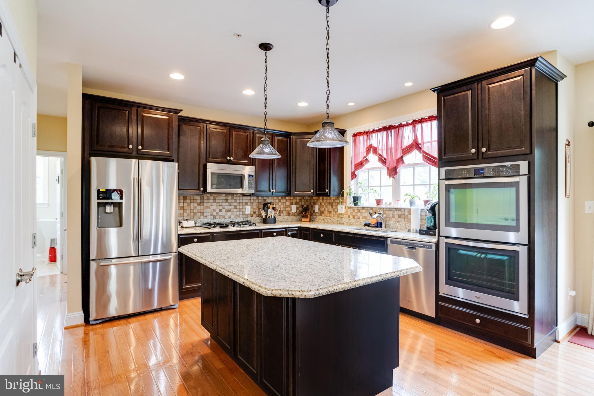 GRIFFITH LANDING - Residential