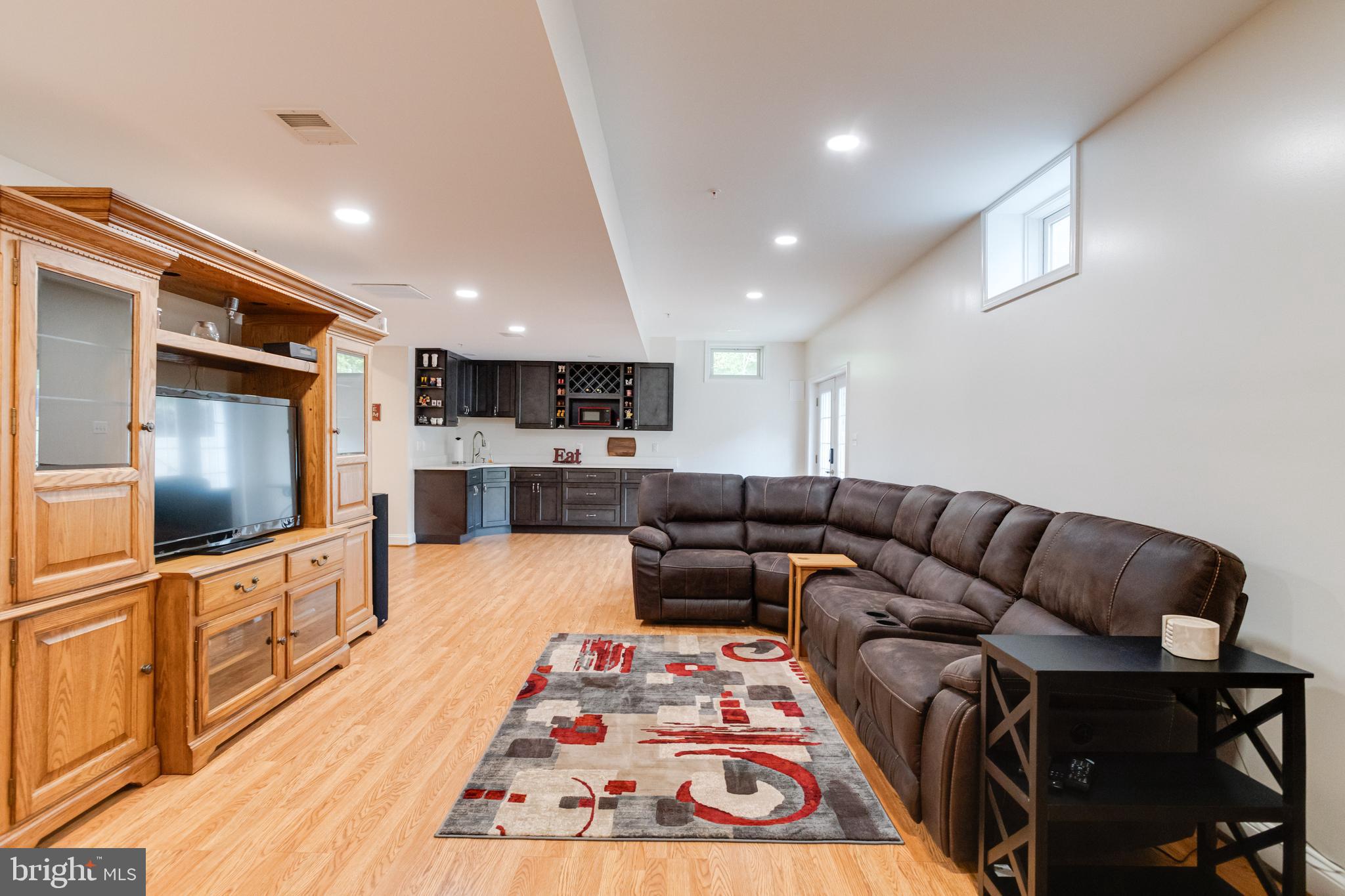 GRIFFITH LANDING - Residential